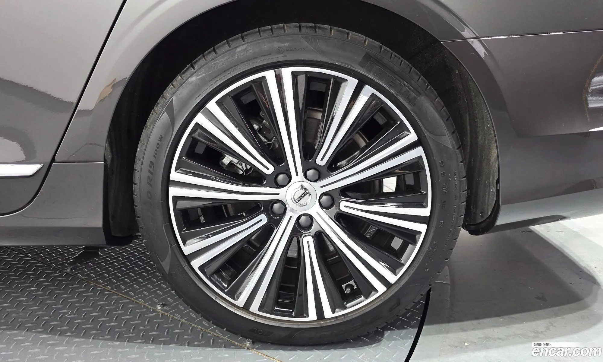 Volvo S90 2023 LVYPTL126PP339475 — 6