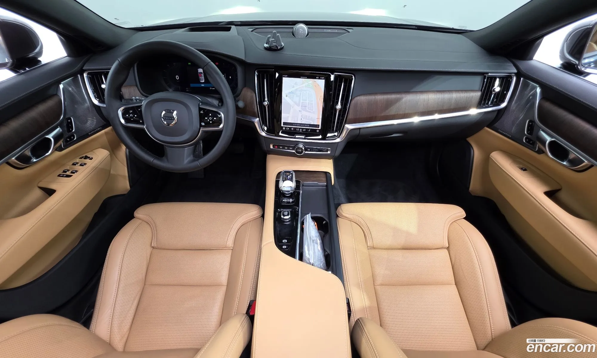 Volvo S90 2023 LVYPTL126PP339475 — 24