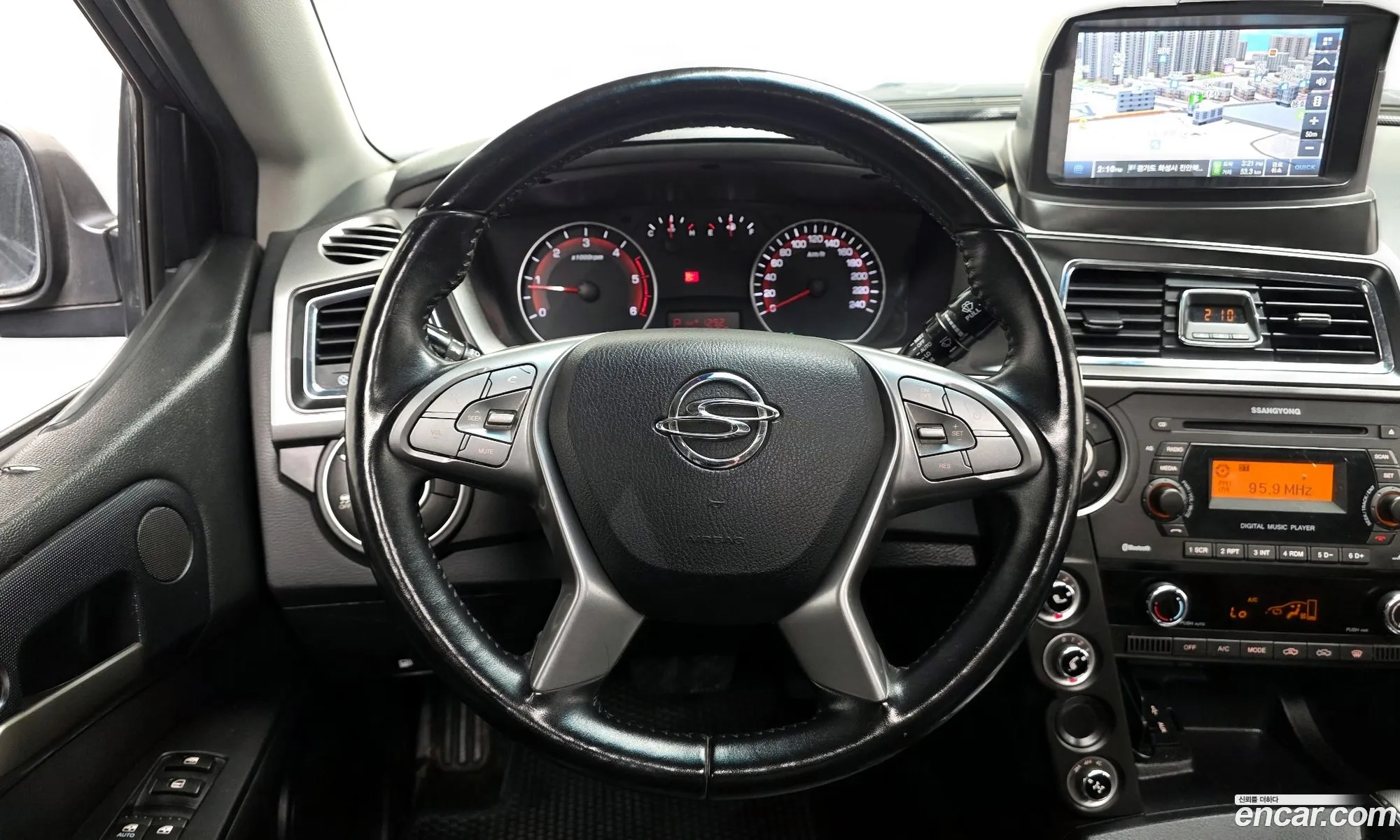 KG Mobility (SsangYong) Korando Sports 2016 — 7
