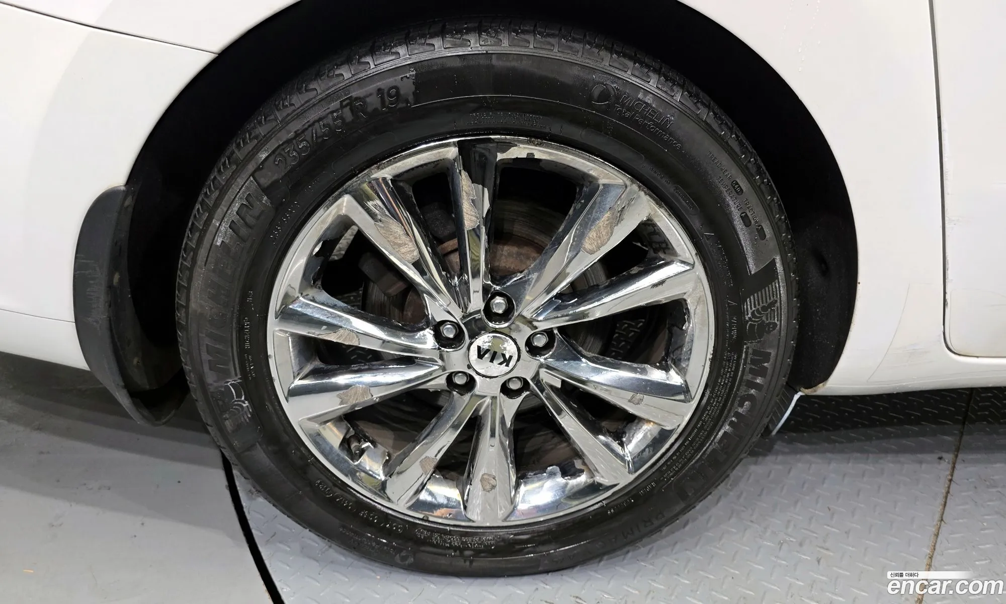Kia Carnival 2019 — 2