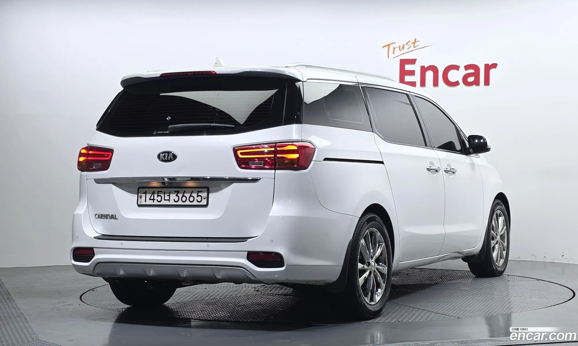 Kia Carnival 2019 — 13