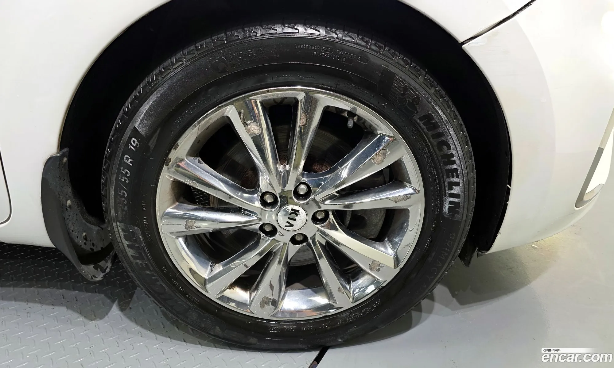 Kia Carnival 2019 — 18