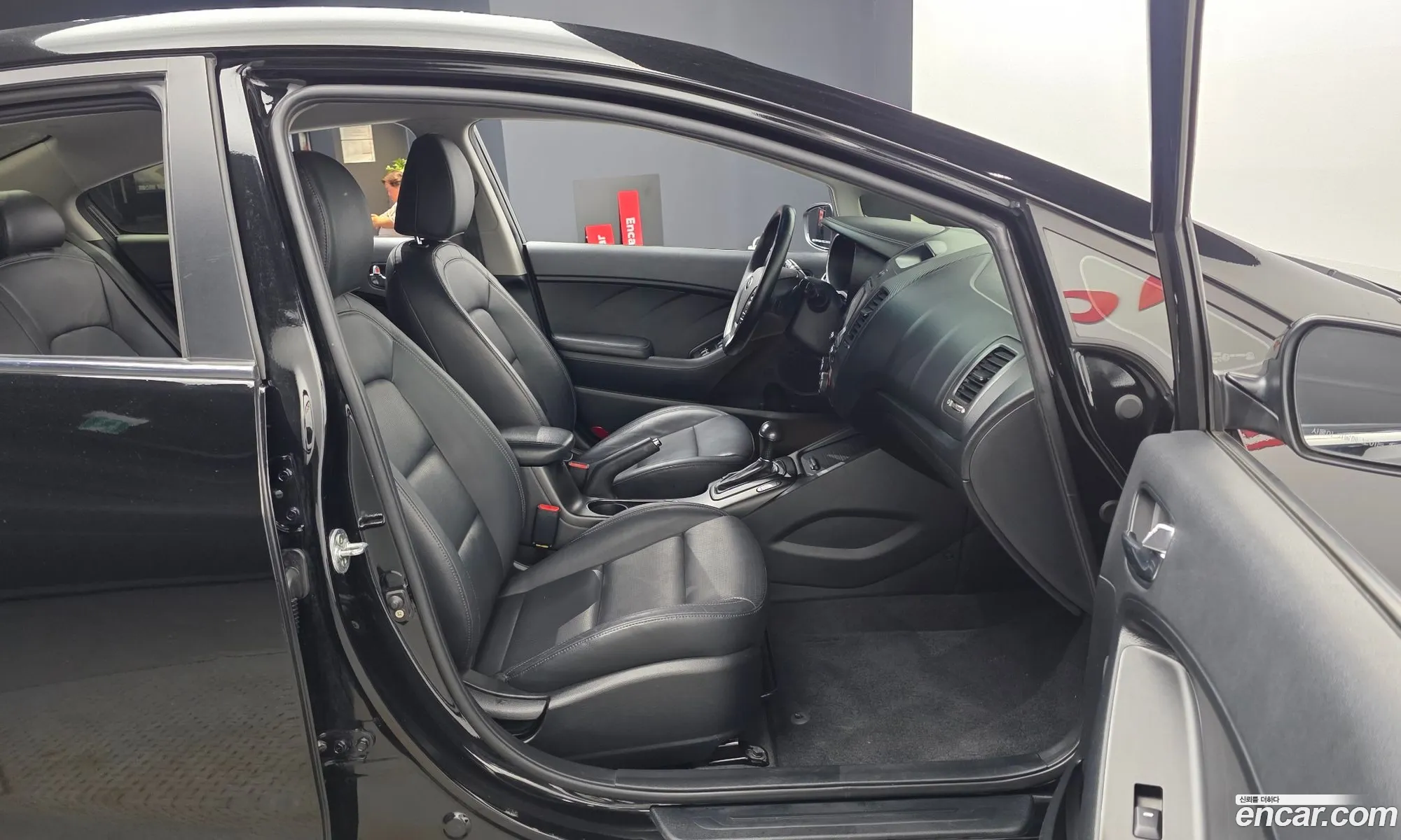 Kia K3 2012 — 7
