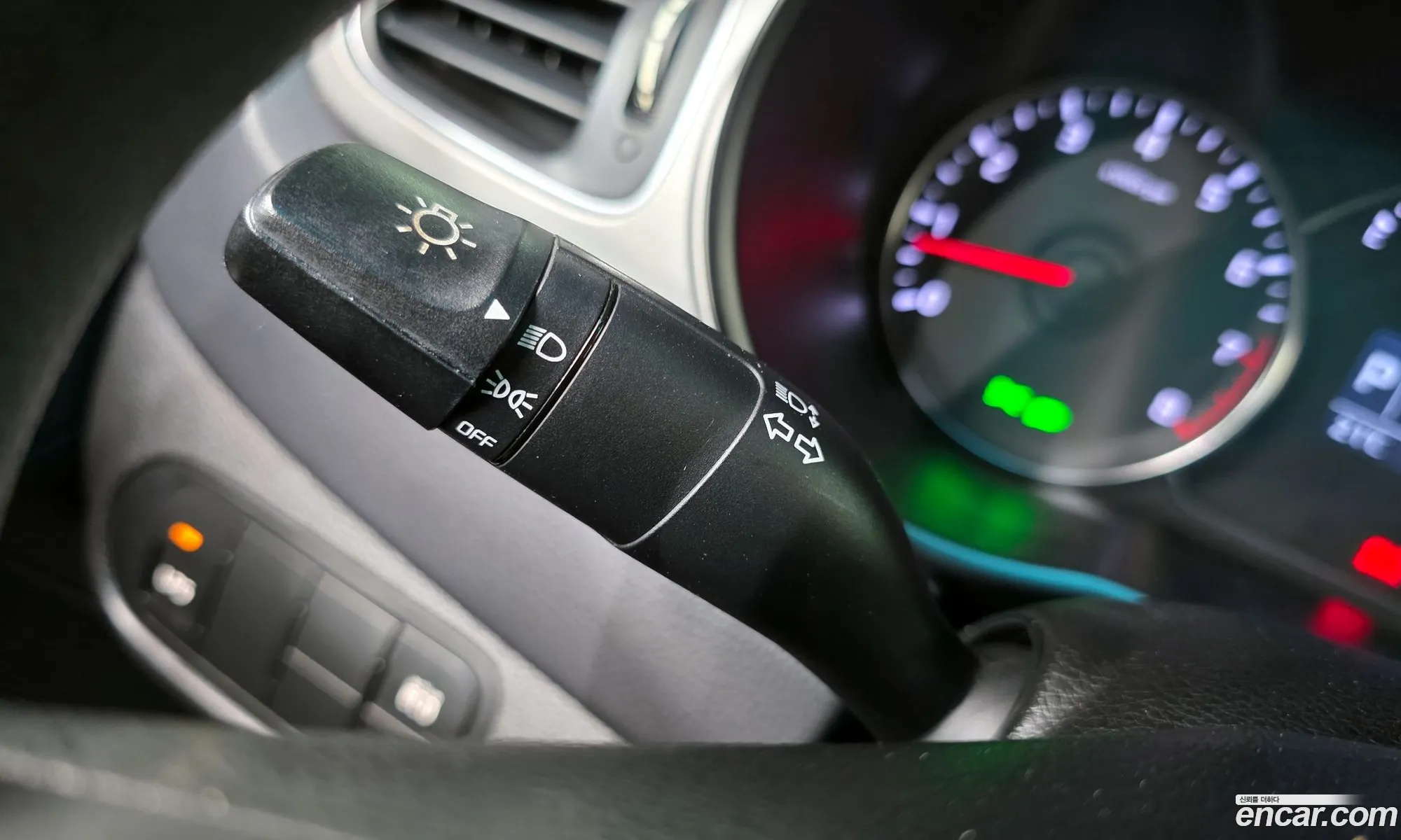 Kia Carens 2014 — 12