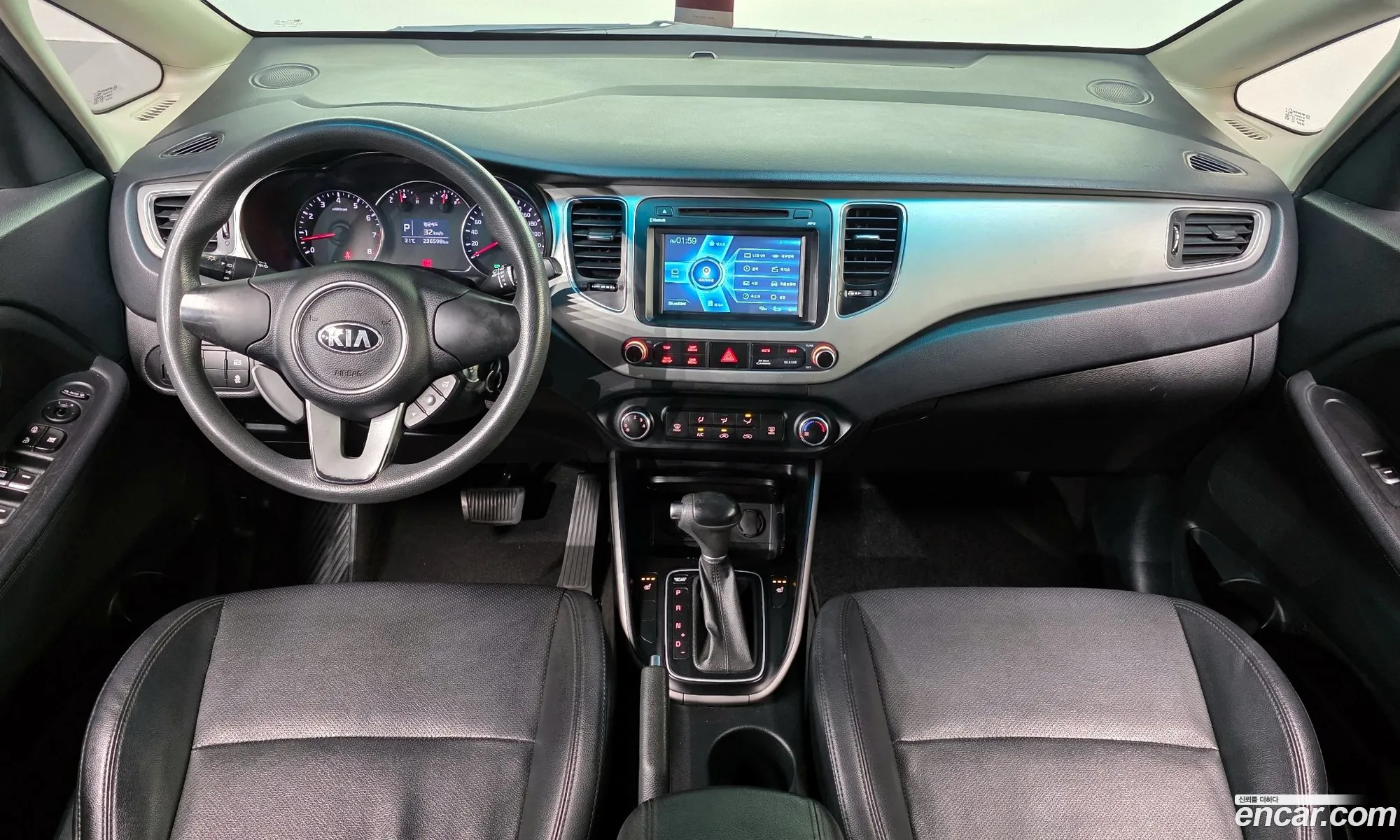 Kia Carens 2014 — 13