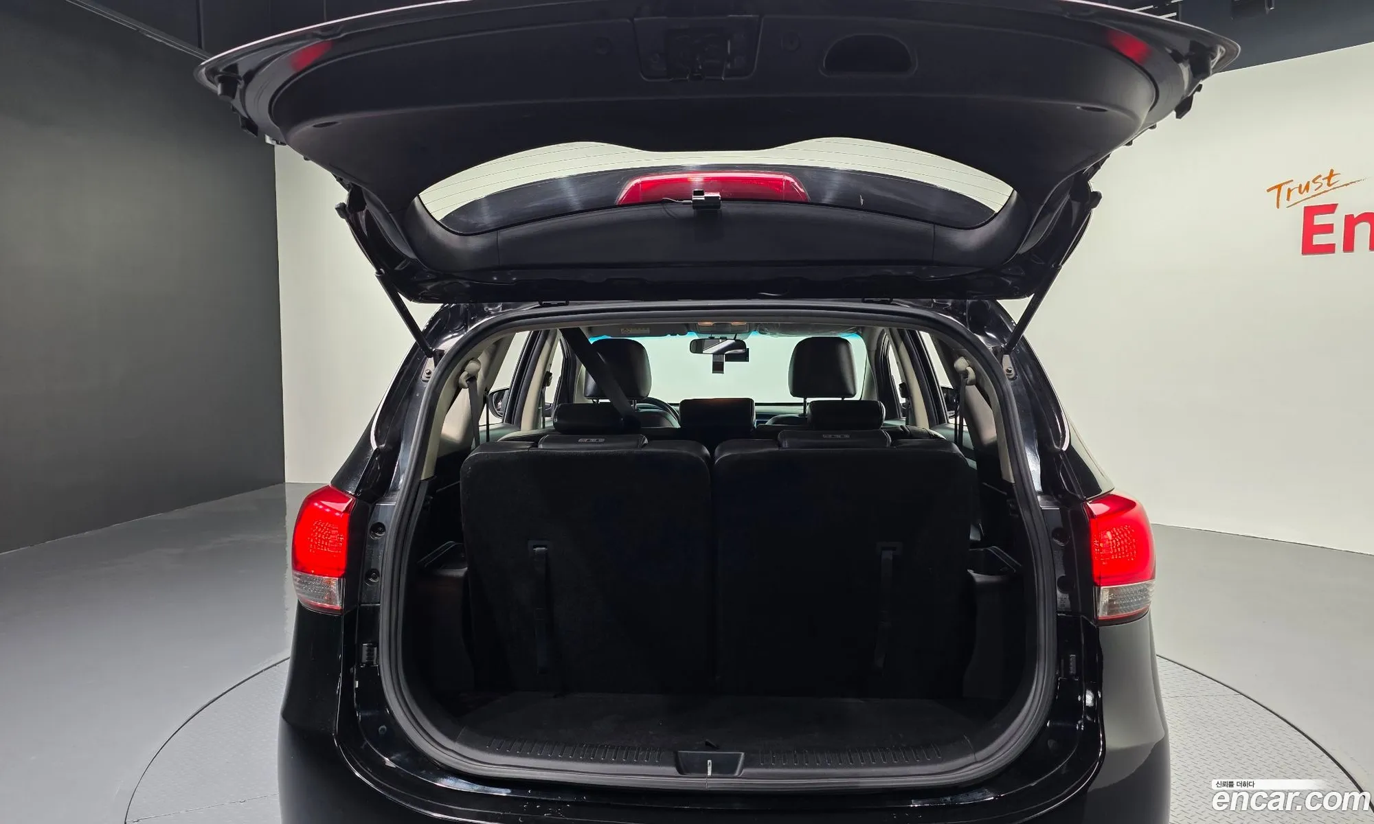 Kia Carens 2014 — 16