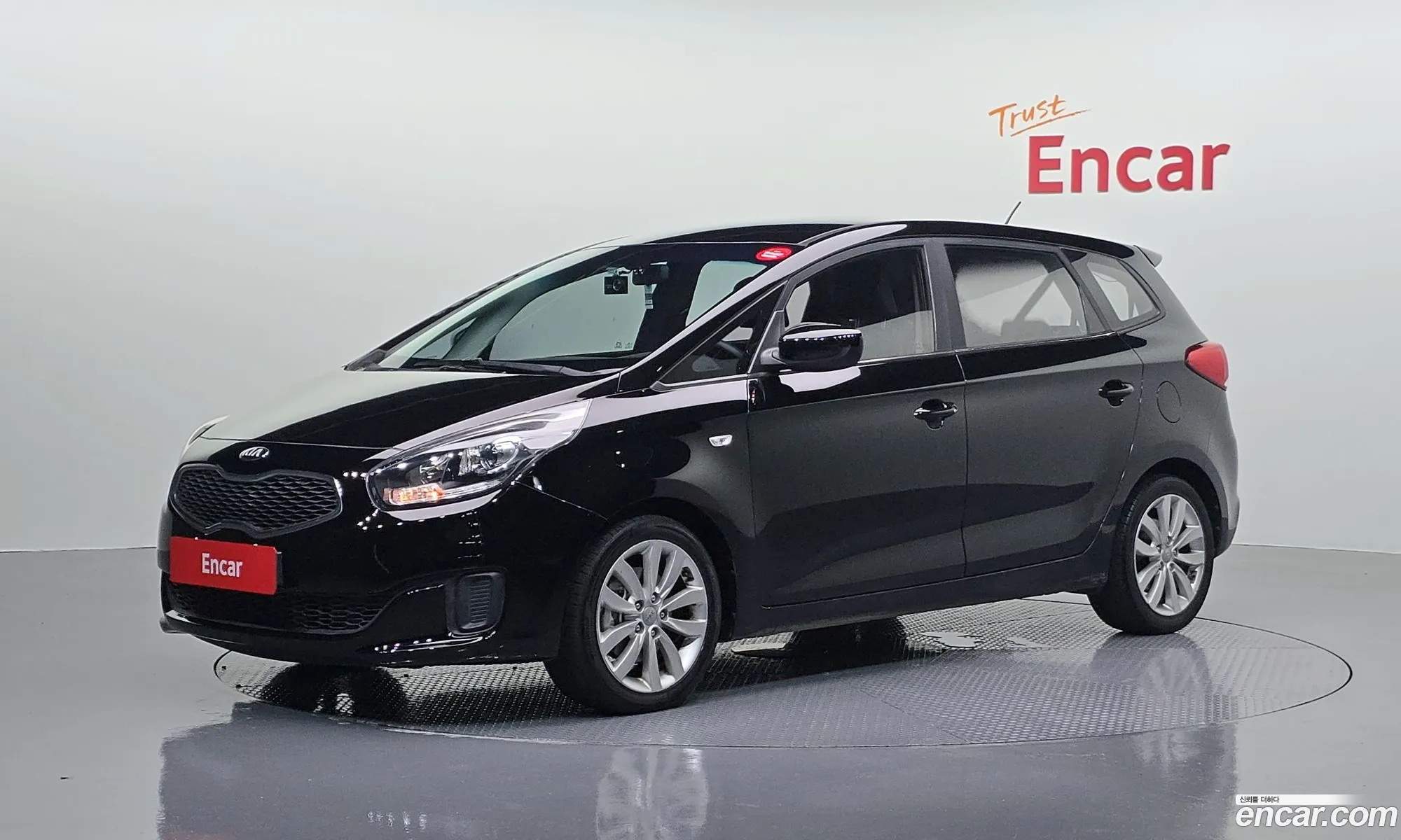 Kia Carens 2014 — 17