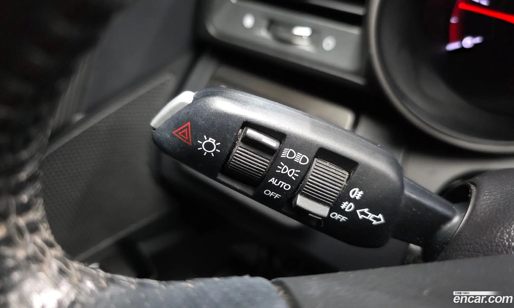 KG Mobility (SsangYong) Tivoli Armour 2018 — 10
