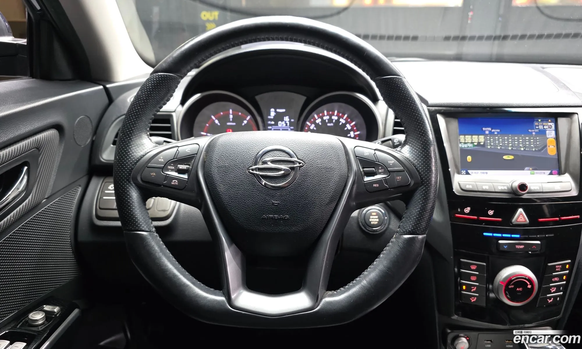 KG Mobility (SsangYong) Tivoli Armour 2018 — 21