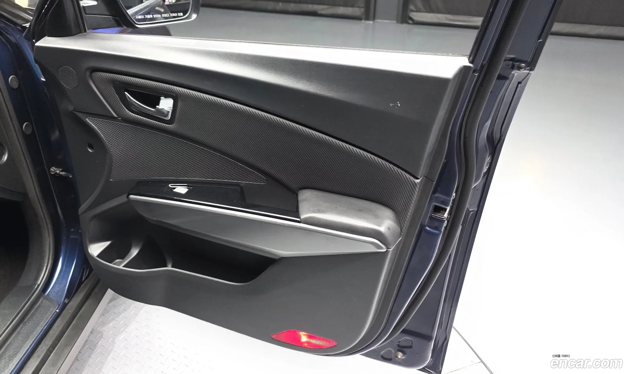 KG Mobility (SsangYong) Tivoli Armour 2018 — 25