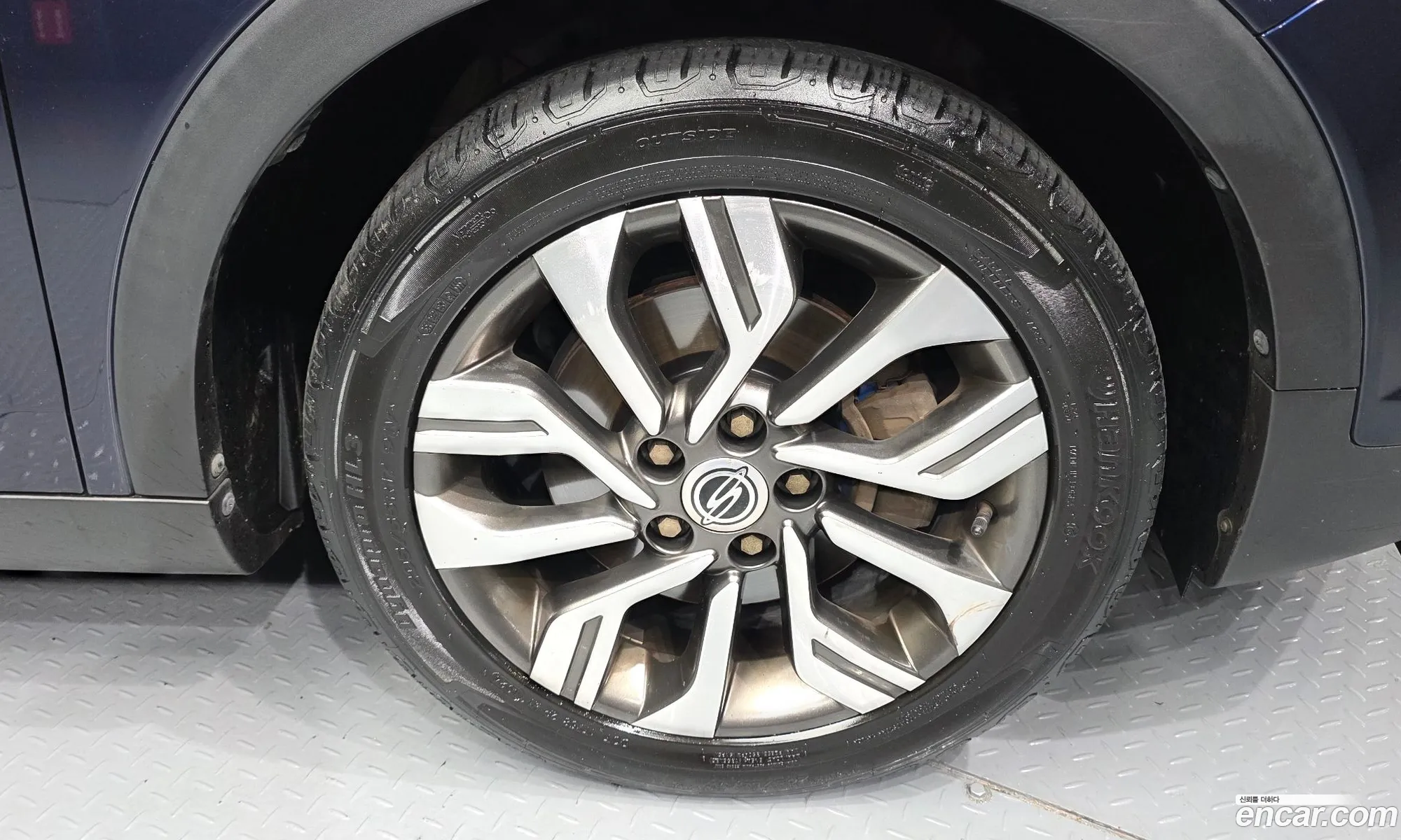 KG Mobility (SsangYong) Tivoli Armour 2018 — 12