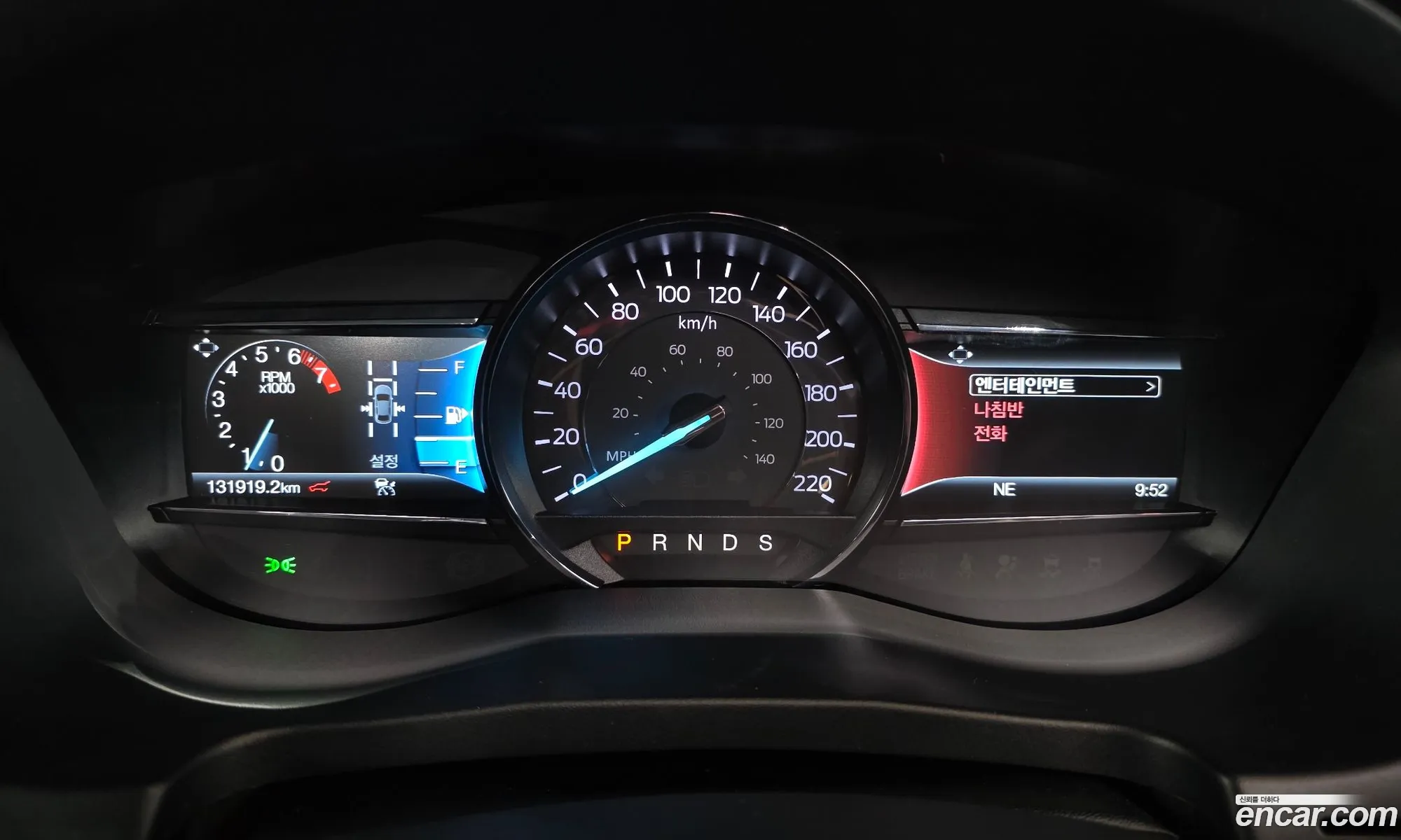 Ford Explorer 2019 1FM5K8FH3KGA80749 — 8