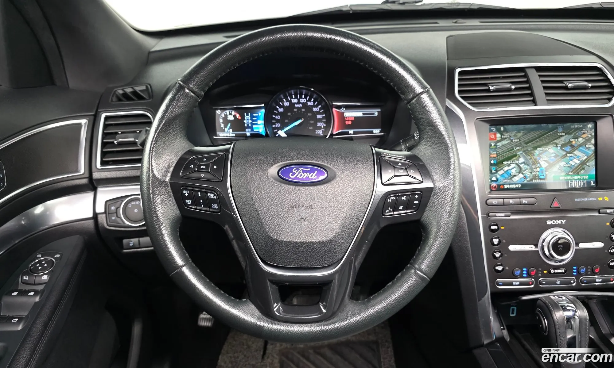Ford Explorer 2019 1FM5K8FH3KGA80749 — 13