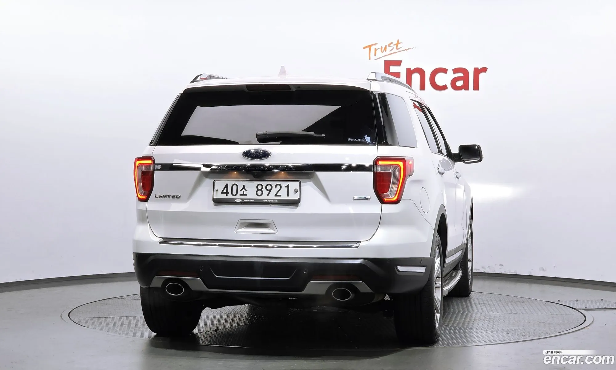 Ford Explorer 2019 1FM5K8FH3KGA80749 — 12