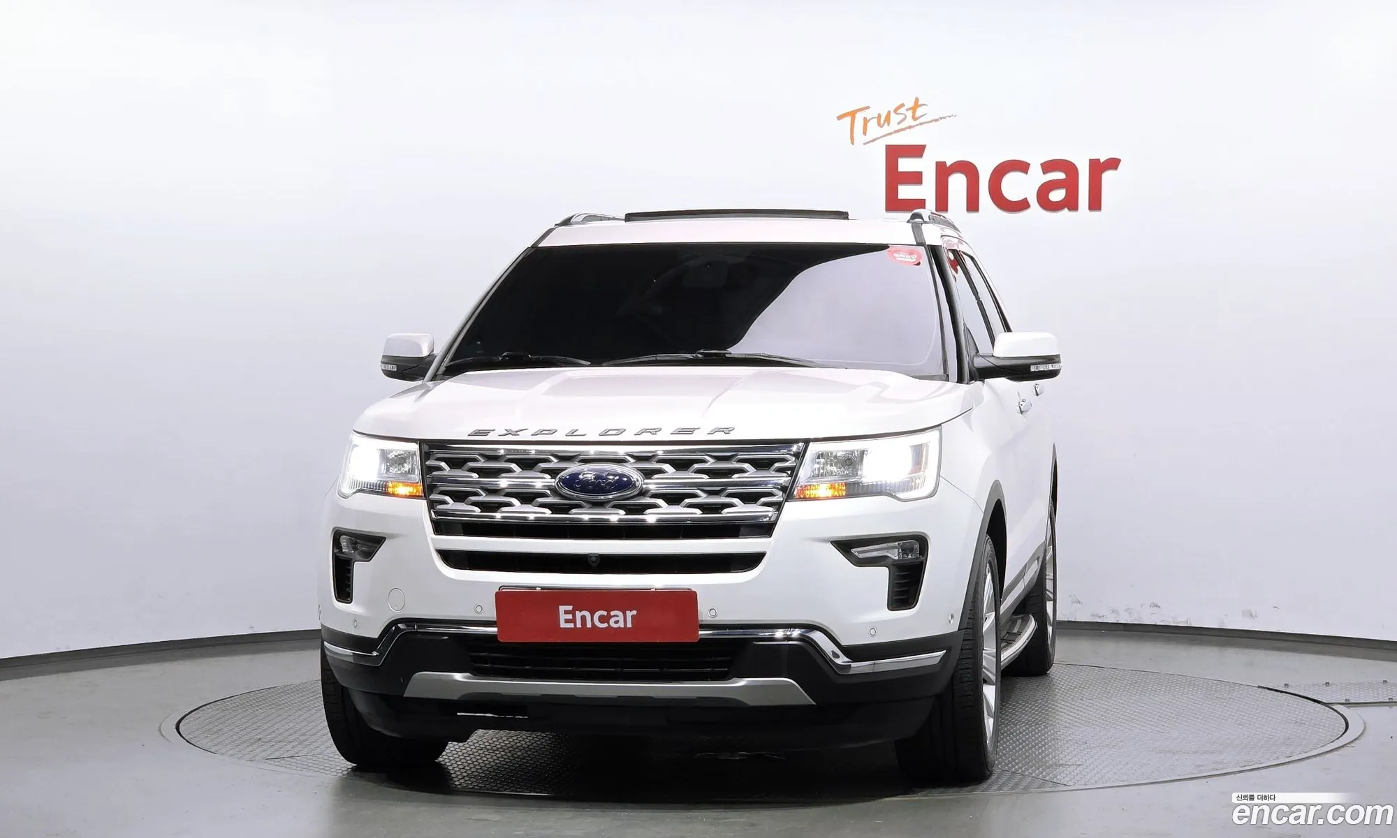Ford Explorer 2019 1FM5K8FH3KGA80749 — 4