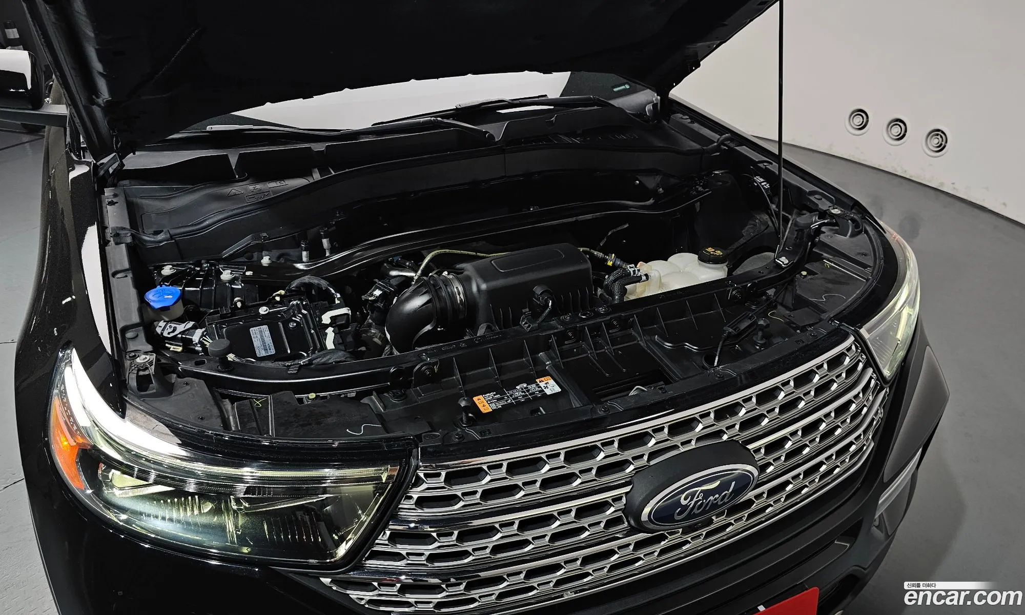 Ford Explorer 6th Gen 2020 1FMSK8FH6LGC69948 — 6