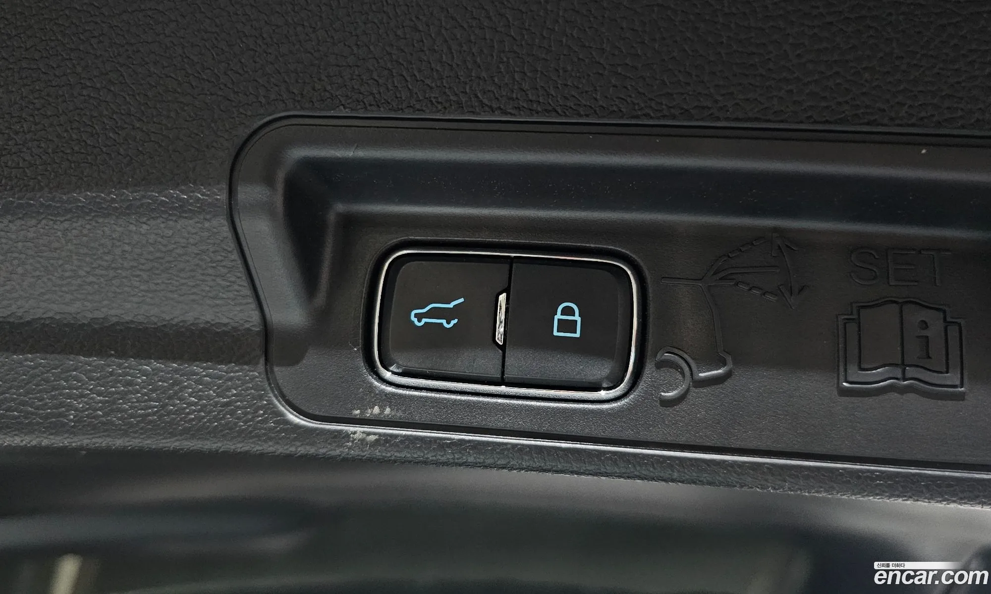 Ford Explorer 6th Gen 2020 1FMSK8FH6LGC69948 — 24