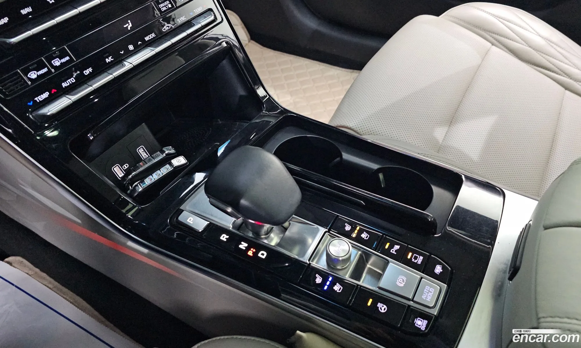 Kia K7 Premier Hybrid 2019 — 5