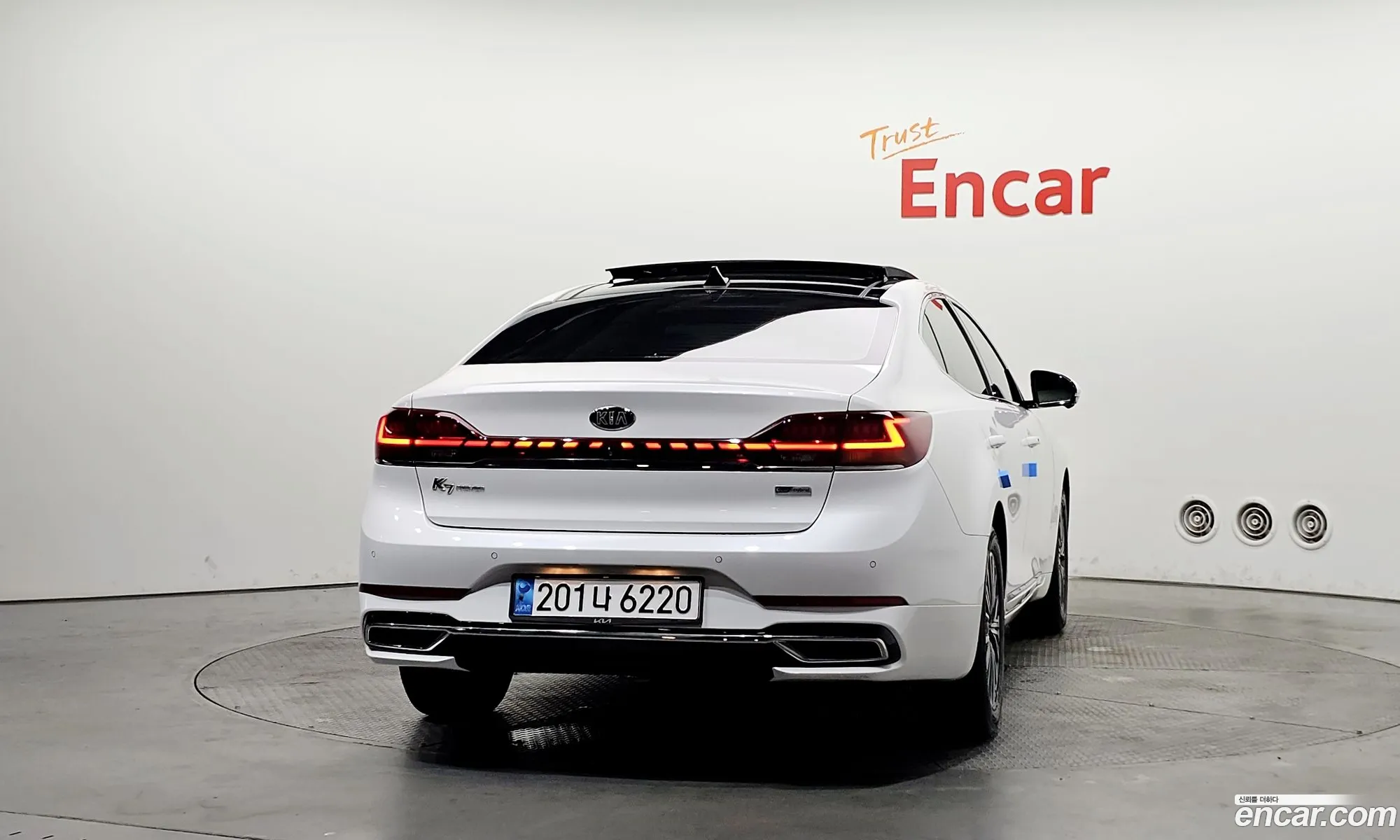 Kia K7 Premier Hybrid 2019 — 15