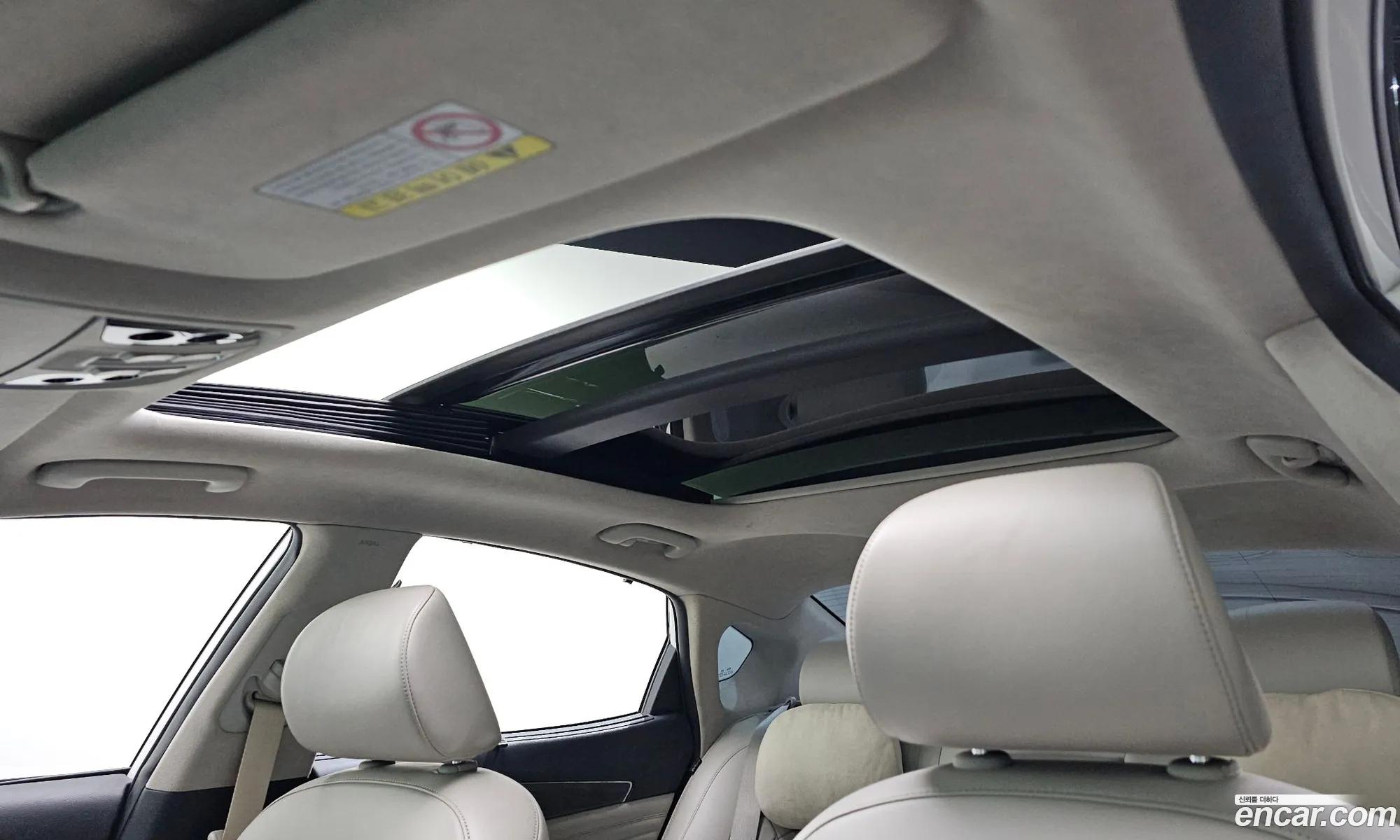 Kia K7 Premier Hybrid 2019 — 11