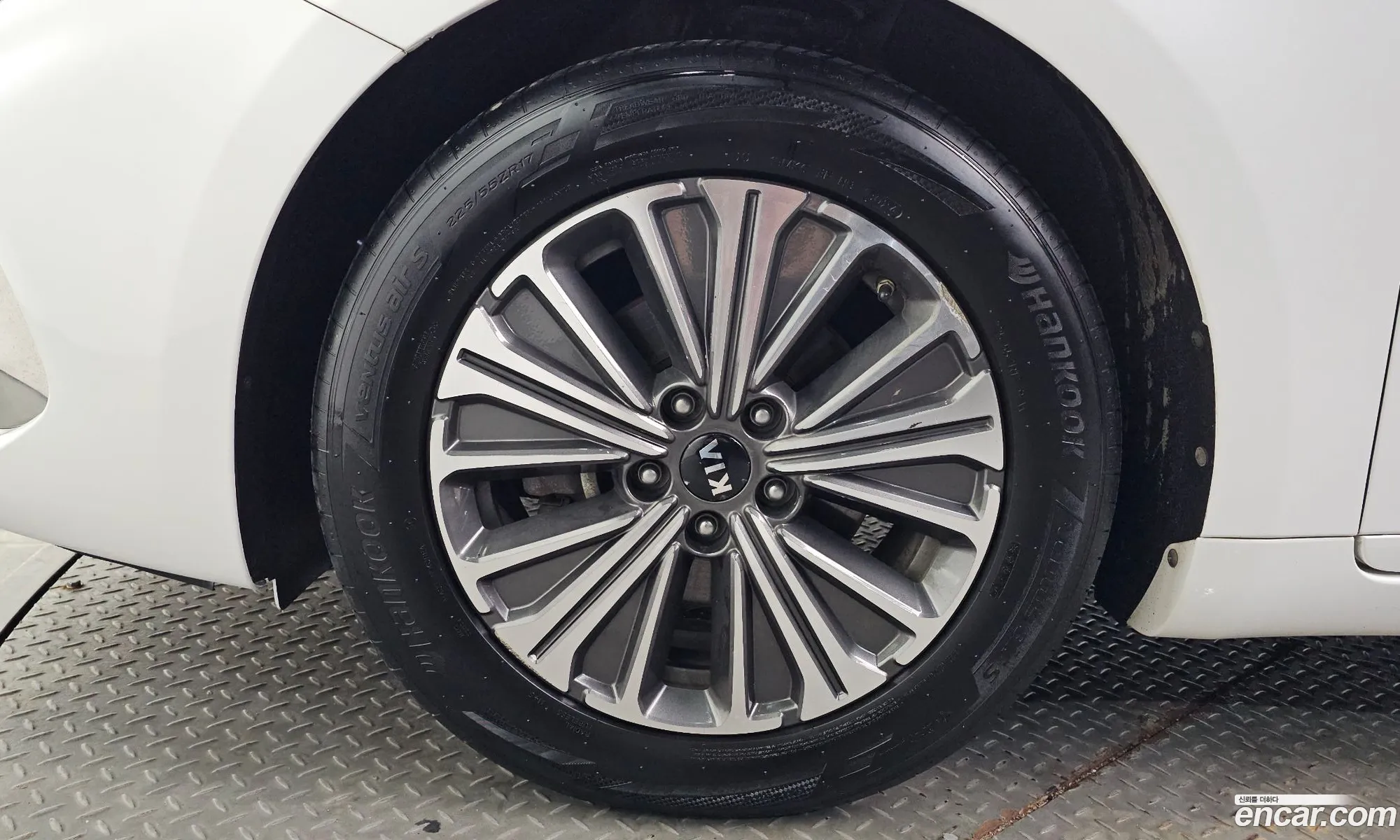 Kia K7 Premier Hybrid 2019 — 7