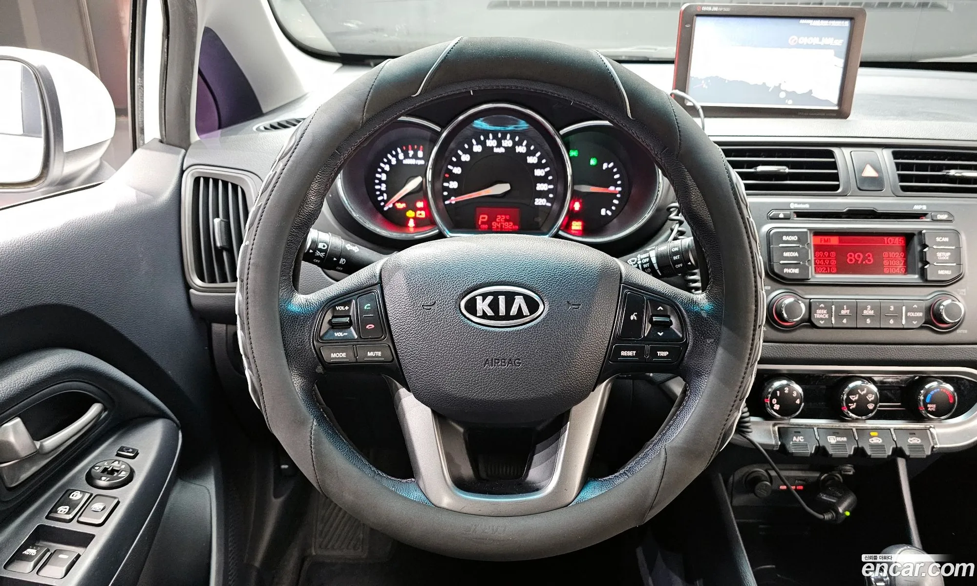 Kia Pride 2011 — 2