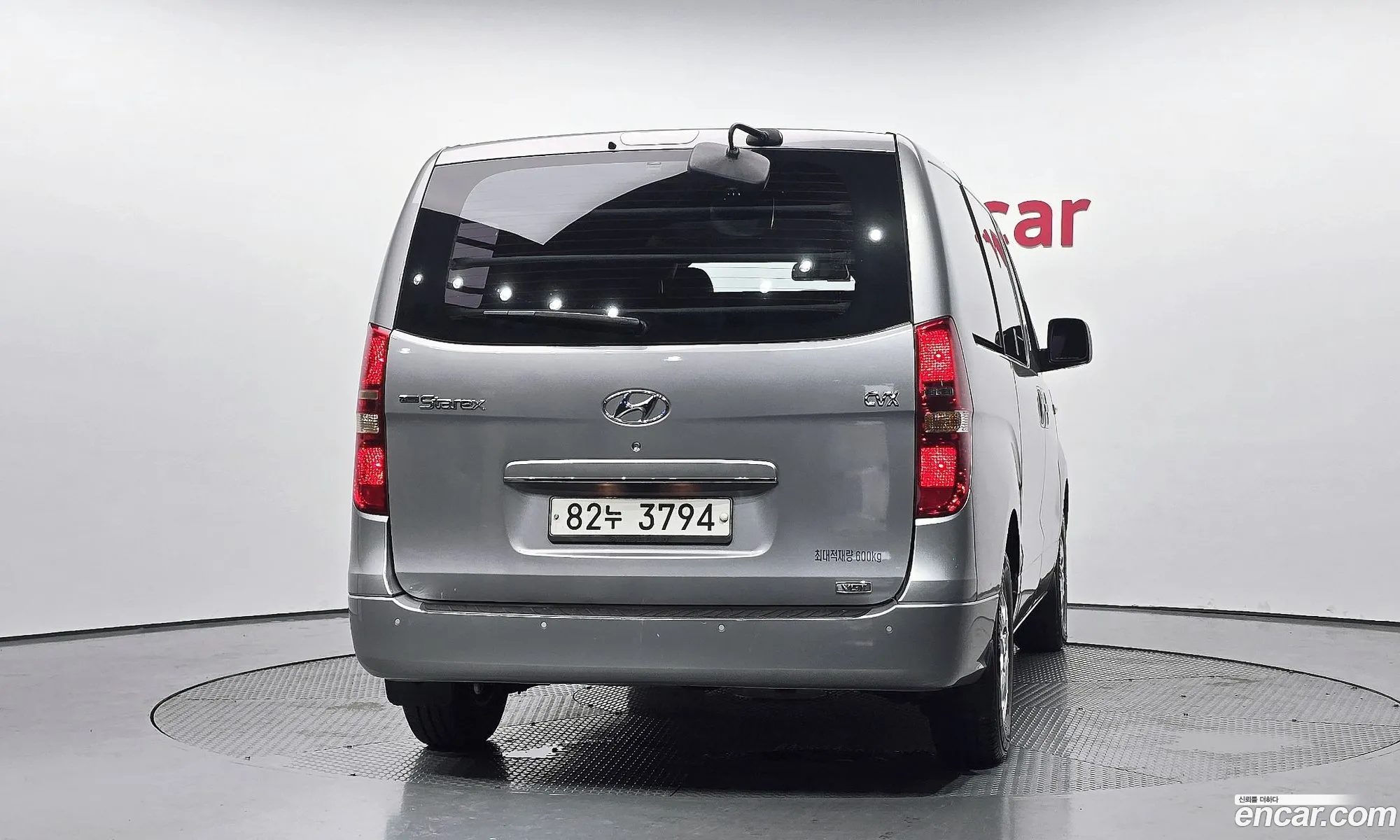 Hyundai Grand Starex 2013 — 23
