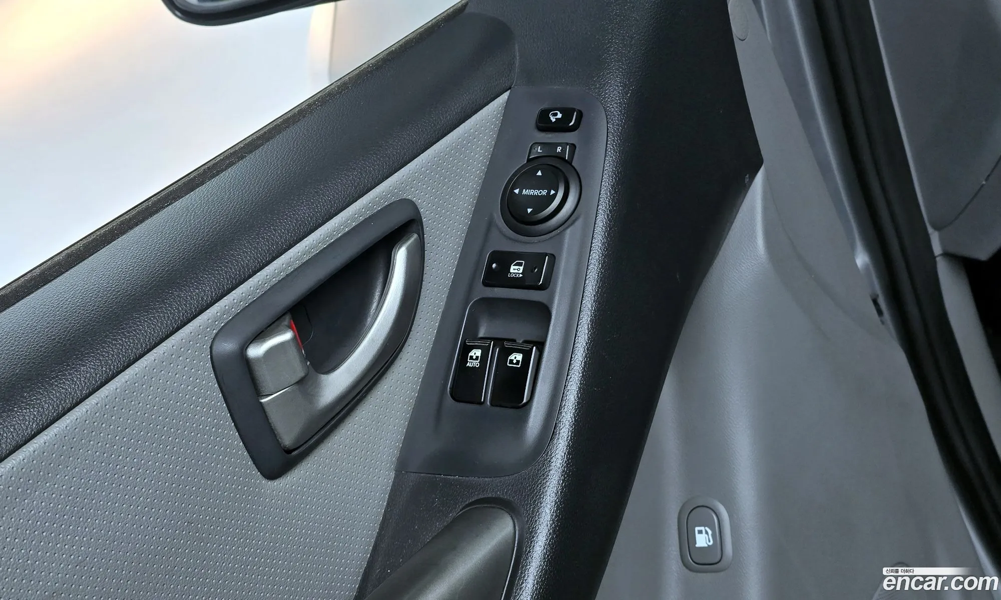 Hyundai Grand Starex 2013 — 4