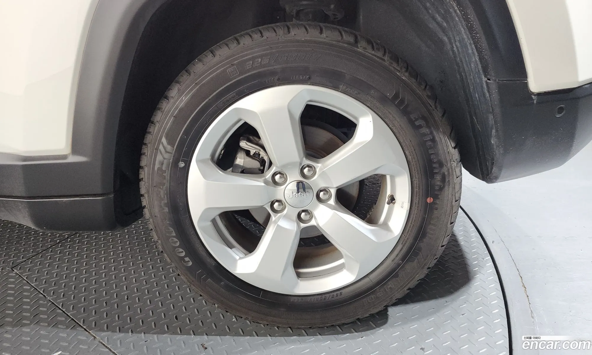 Jeep Compass 2021 3C4NJCCB111111111 — 19