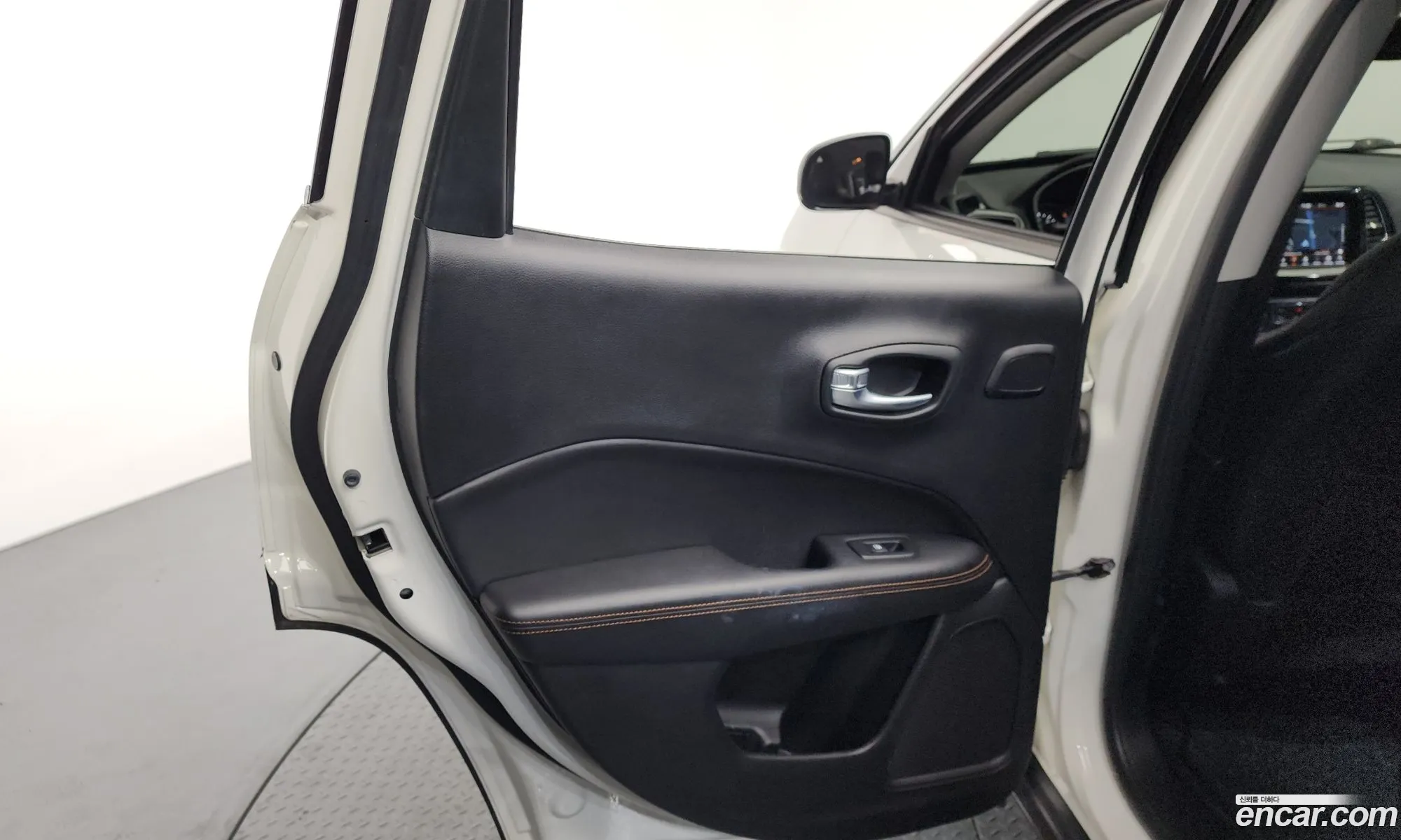 Jeep Compass 2021 3C4NJCCB111111111 — 31