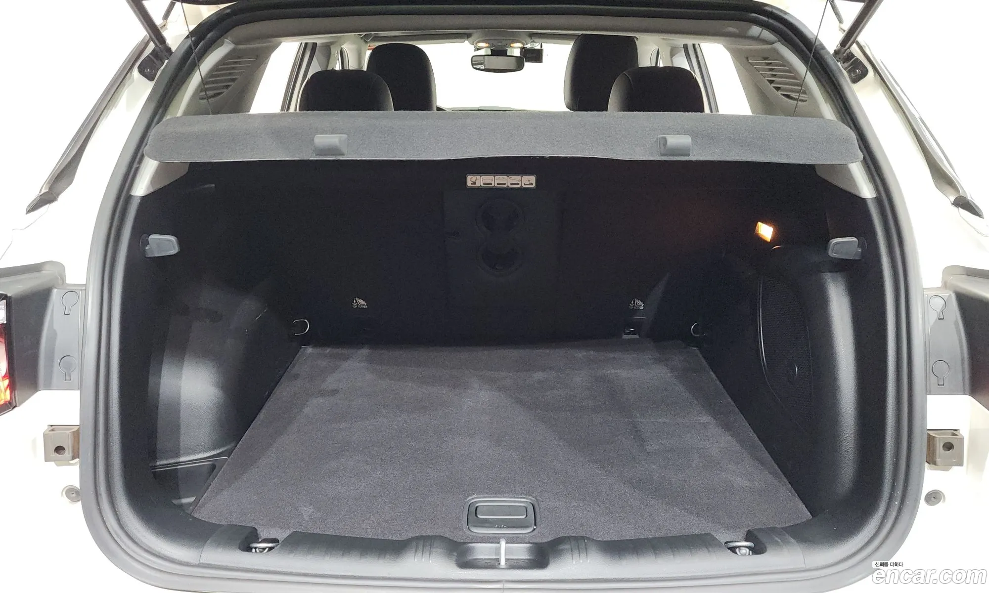 Jeep Compass 2021 3C4NJCCB111111111 — 28