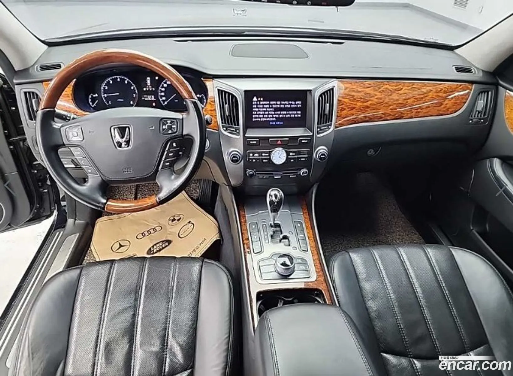 Hyundai Equus 2011 — 13