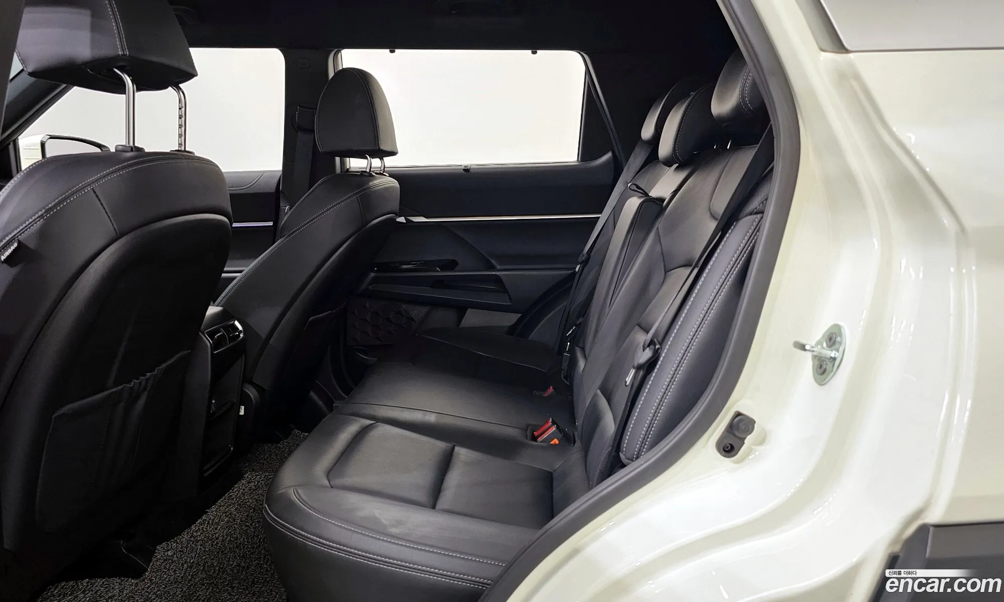 KG Mobility (SsangYong) Torres 2023 — 17