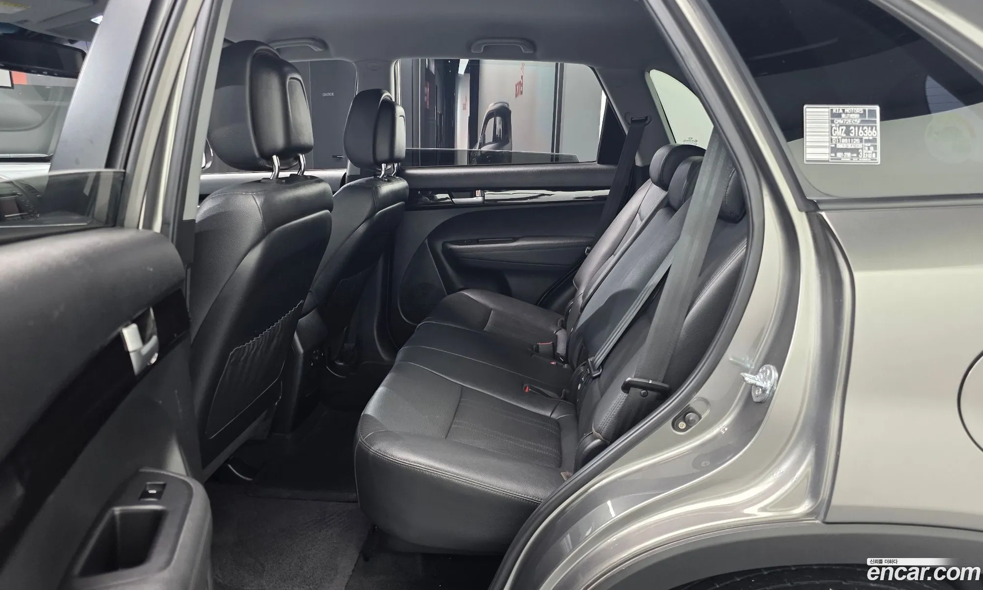 Kia Sorento R 2012 — 16