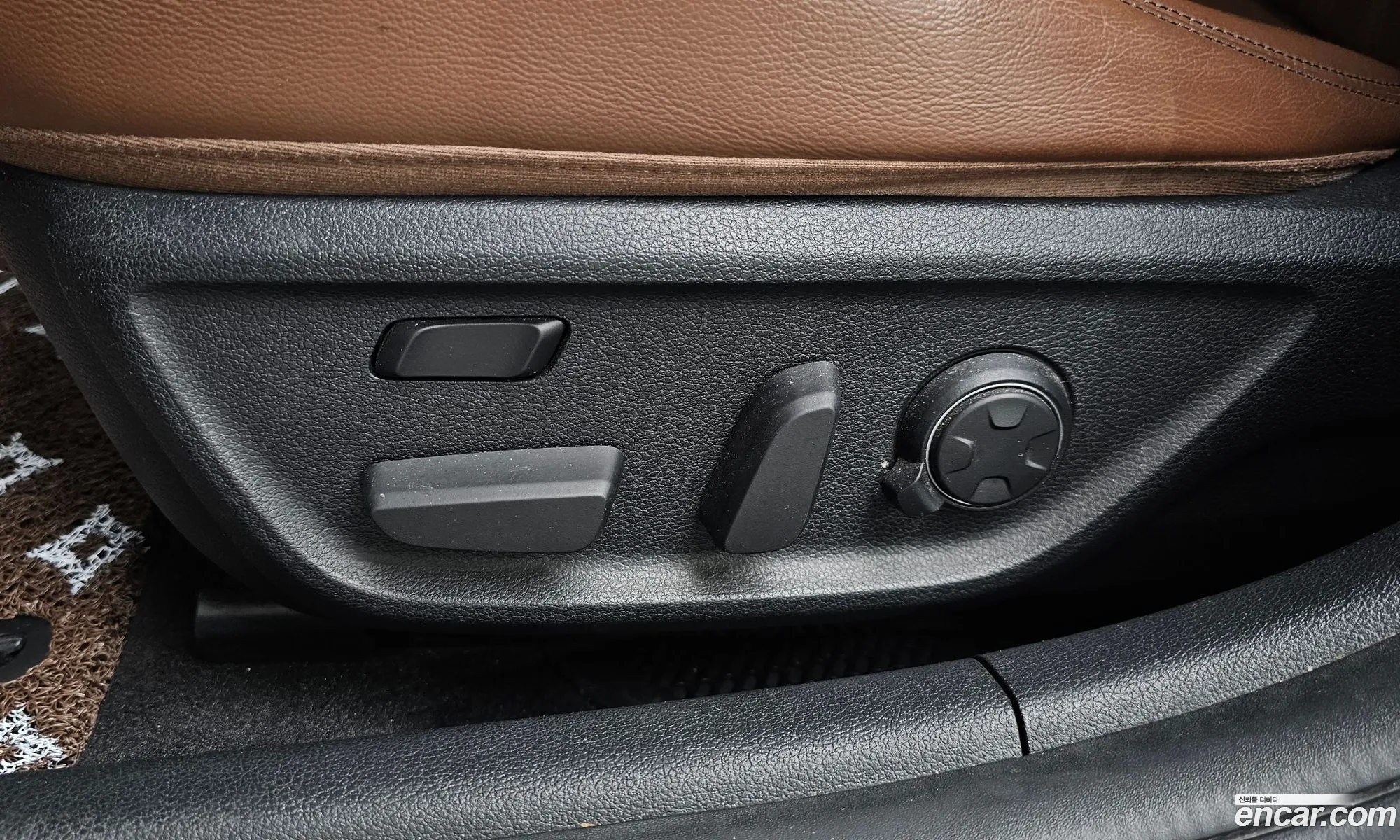 Genesis G70 2018 — 12