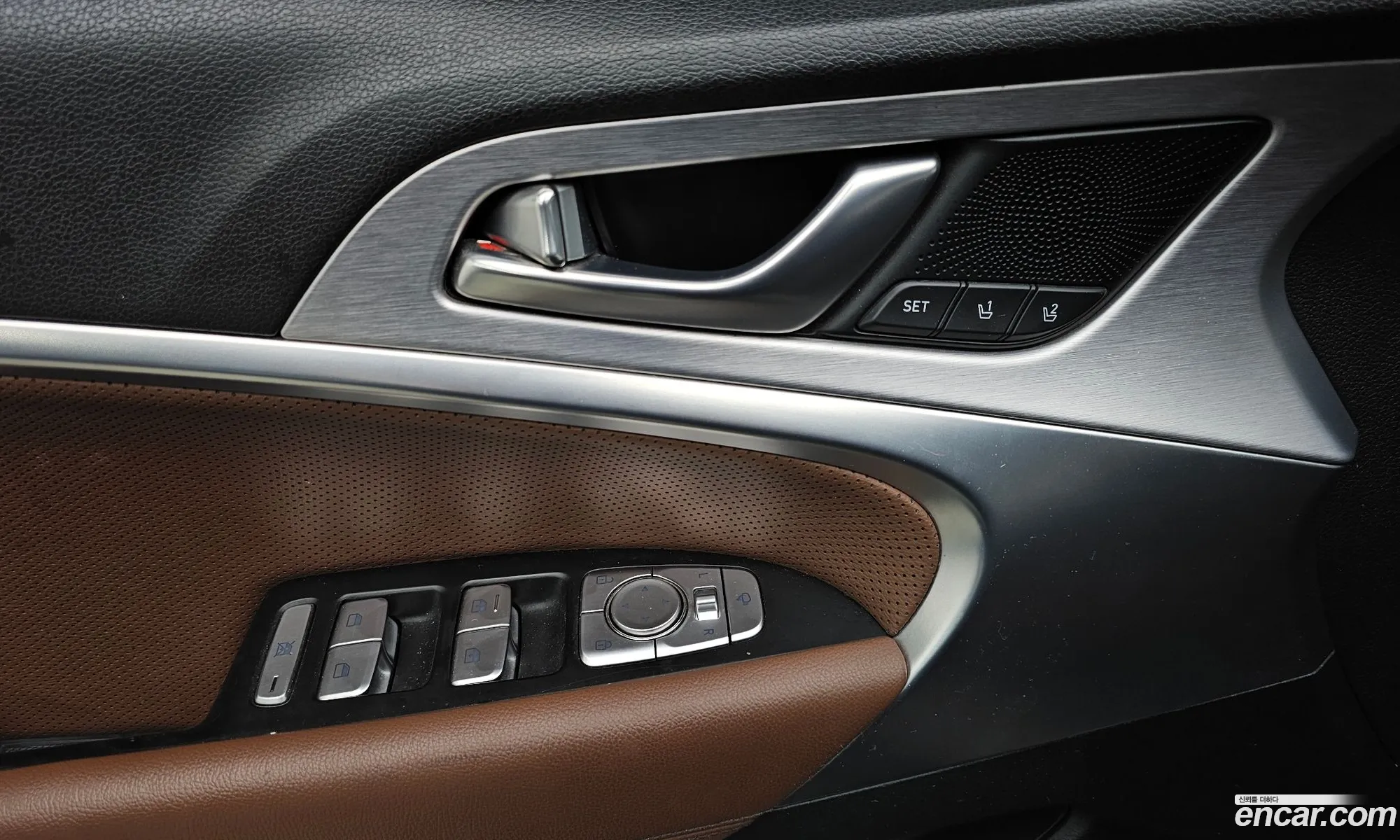 Genesis G70 2018 — 8