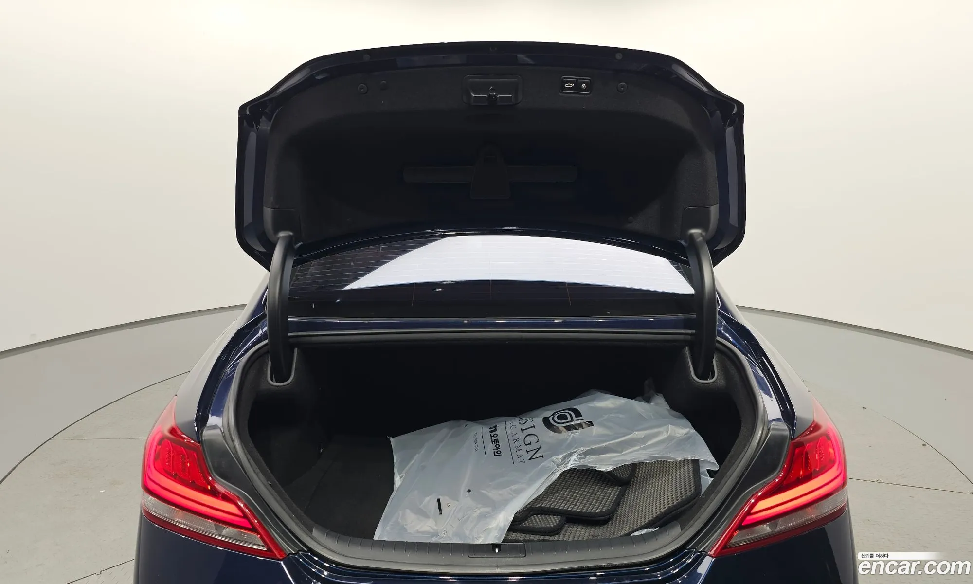 Genesis G70 2018 — 19
