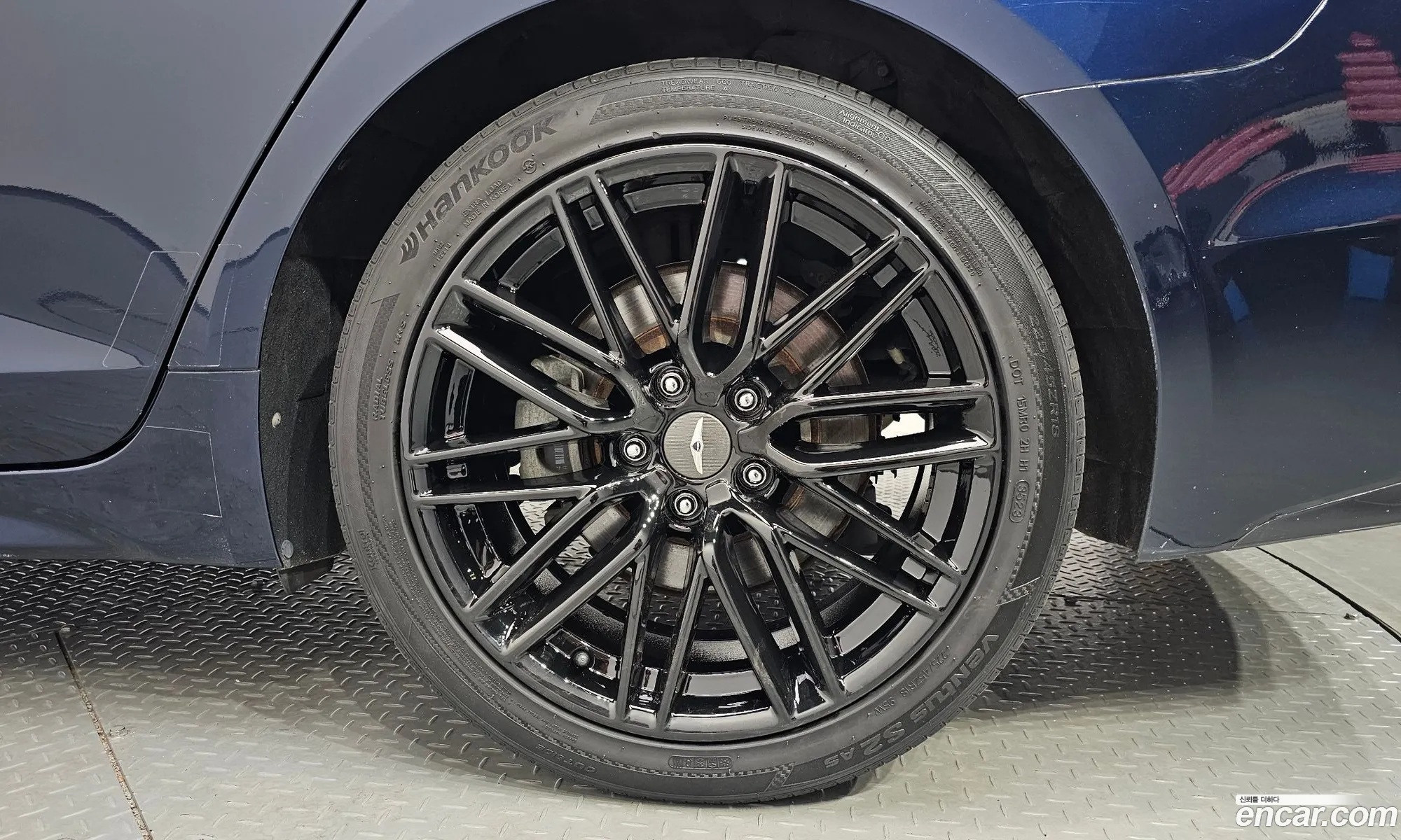 Genesis G70 2018 — 22