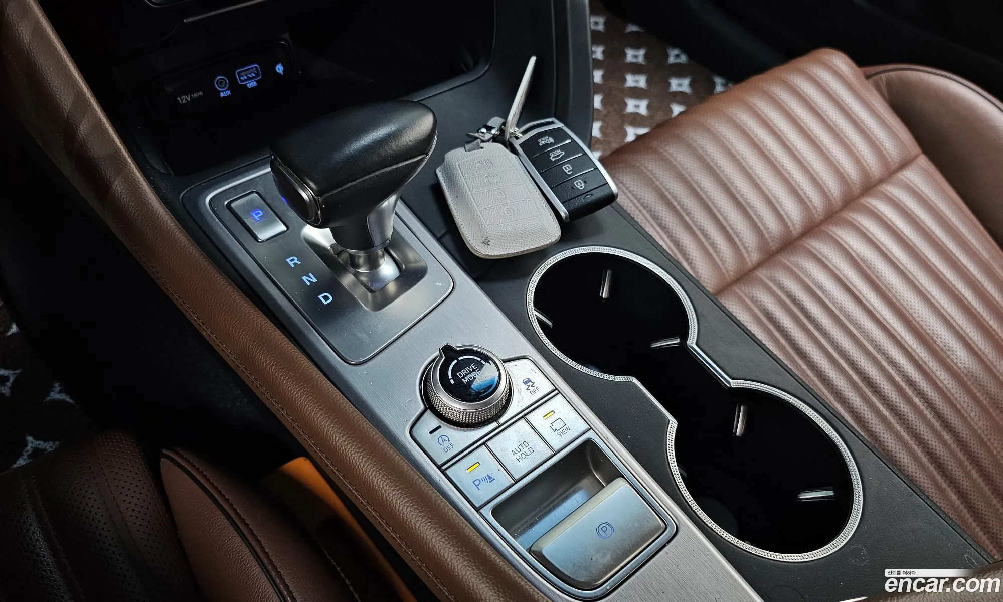 Genesis G70 2018 — 26