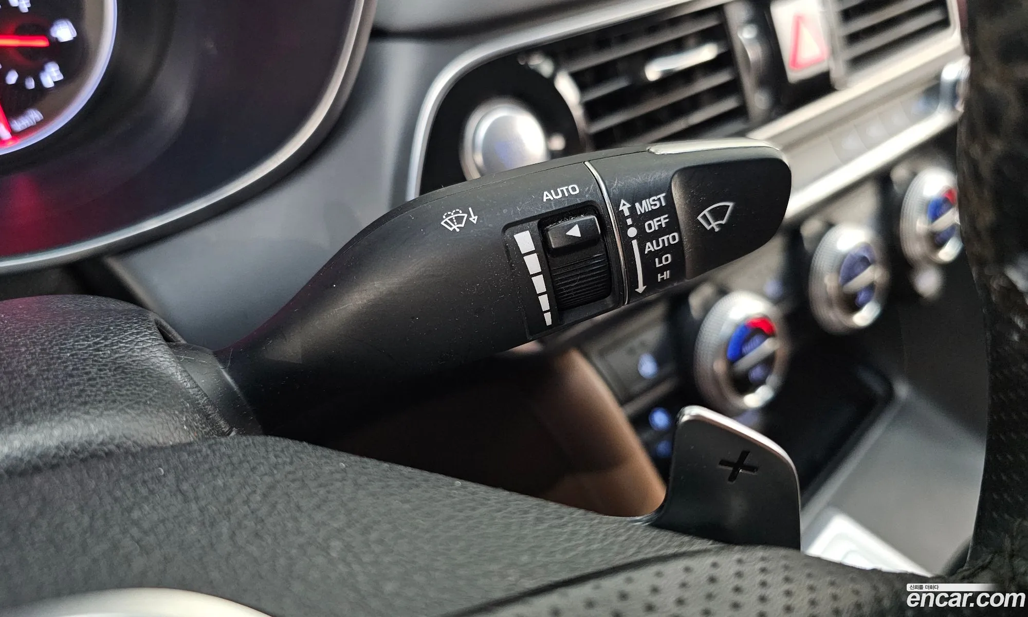 Genesis G70 2018 — 15