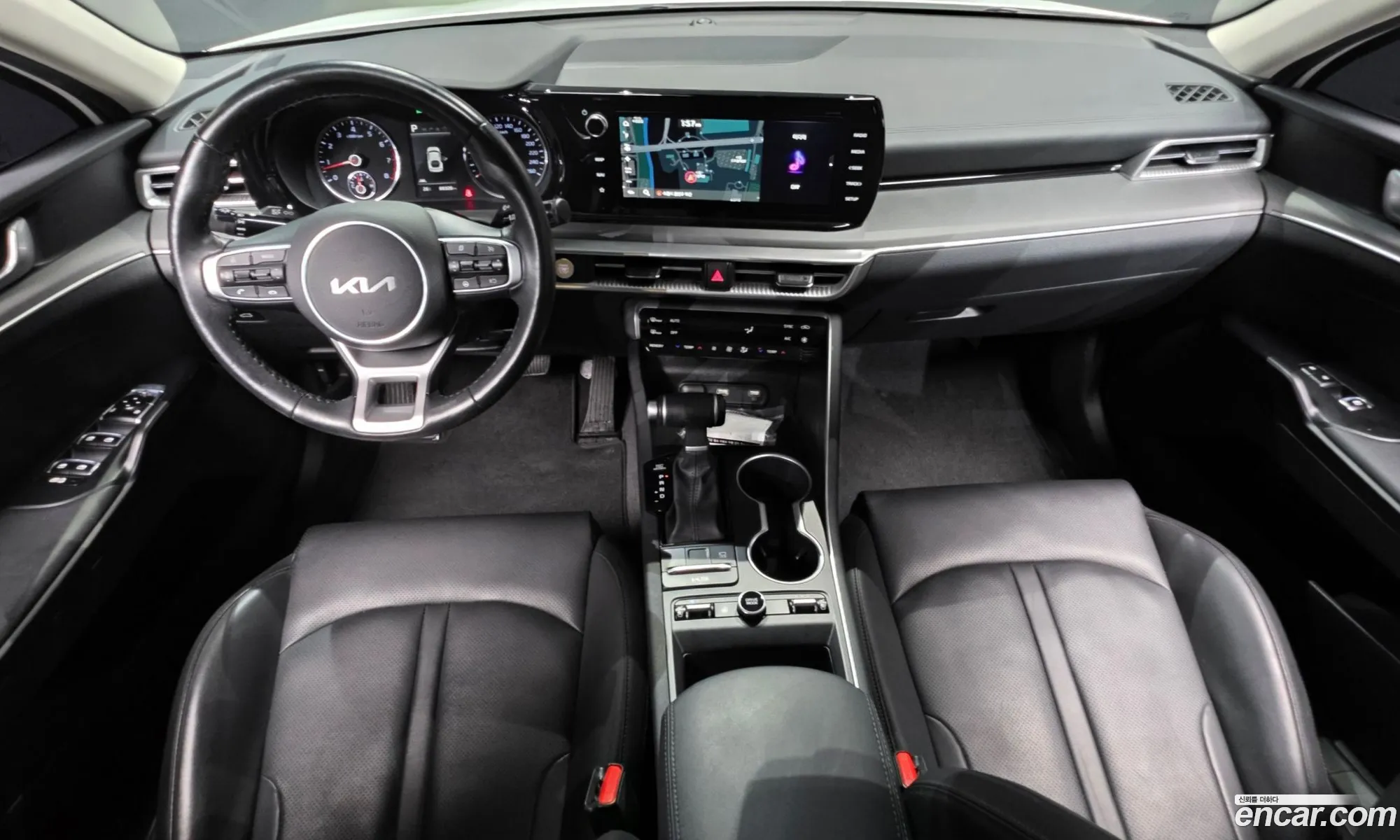 Kia K5 2023 — 16