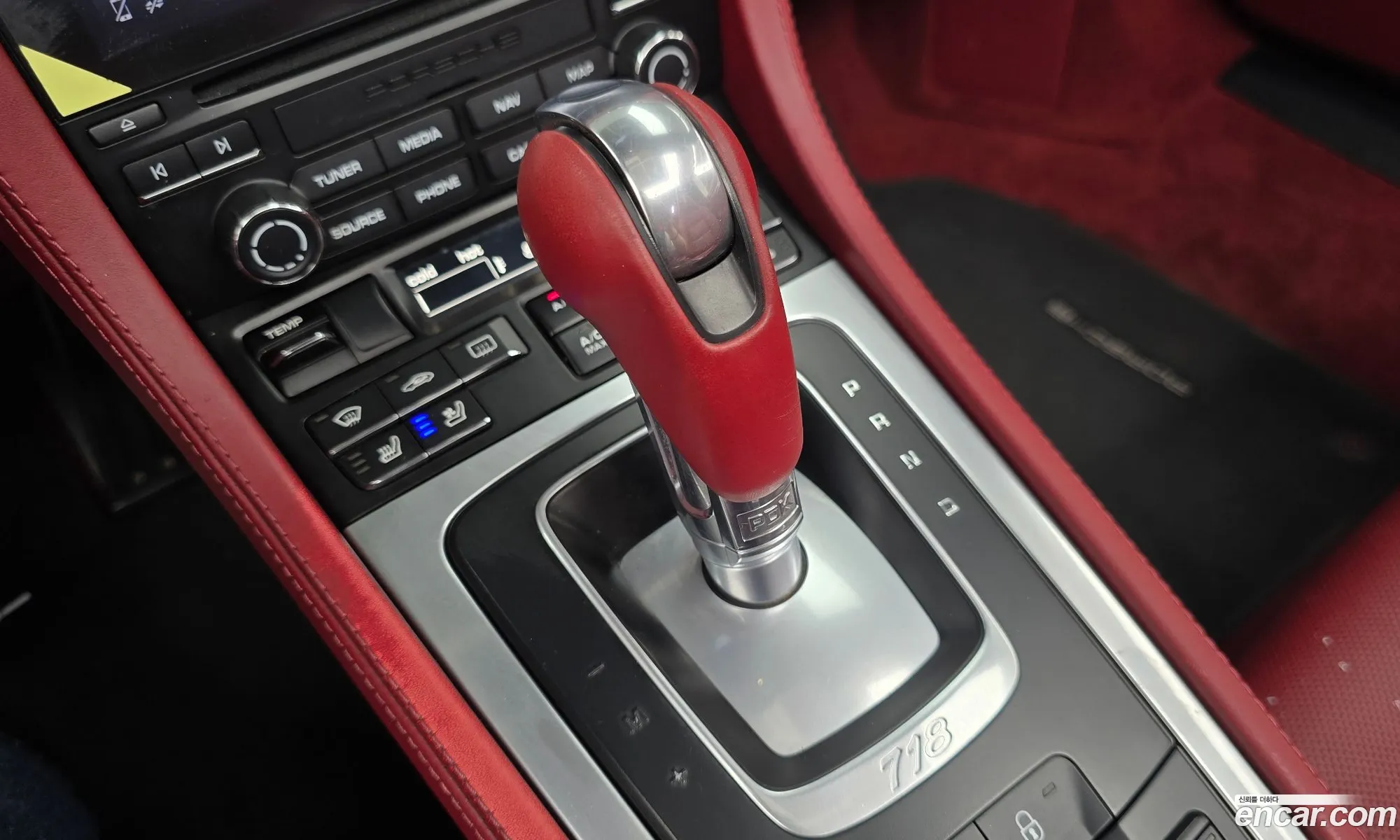 Porsche 718 Boxster 2018 WP0CB2987JS228384 — 19