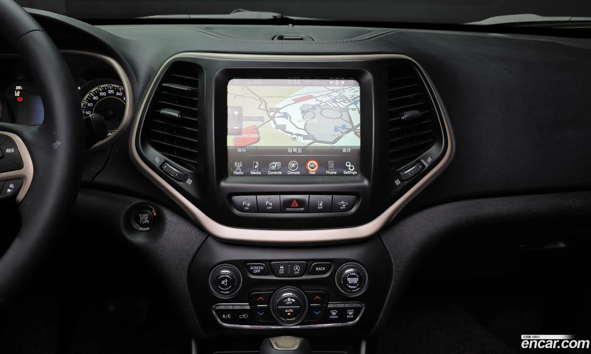 Jeep Cherokee 2015 — 18