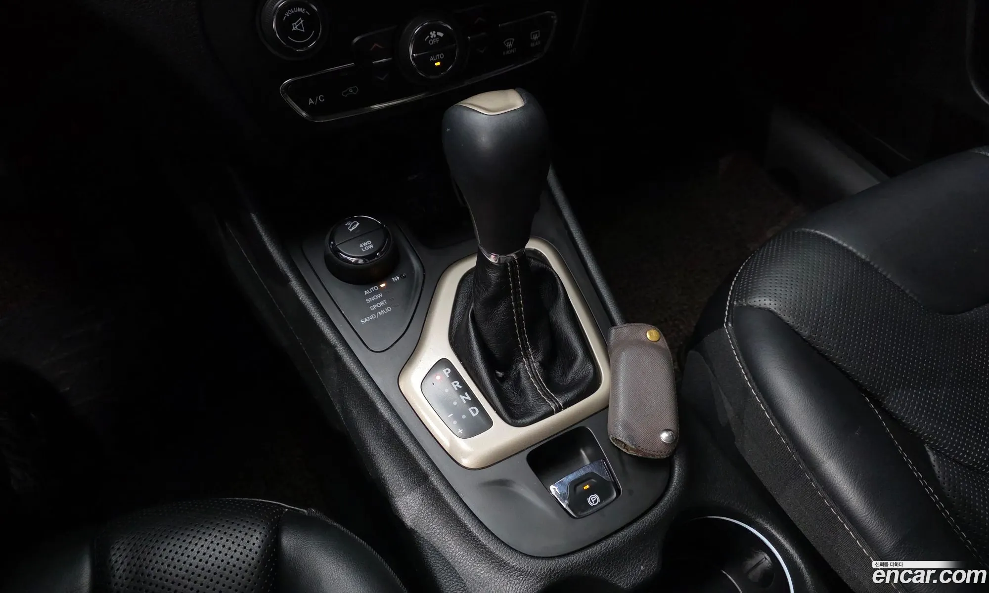 Jeep Cherokee 2015 — 12