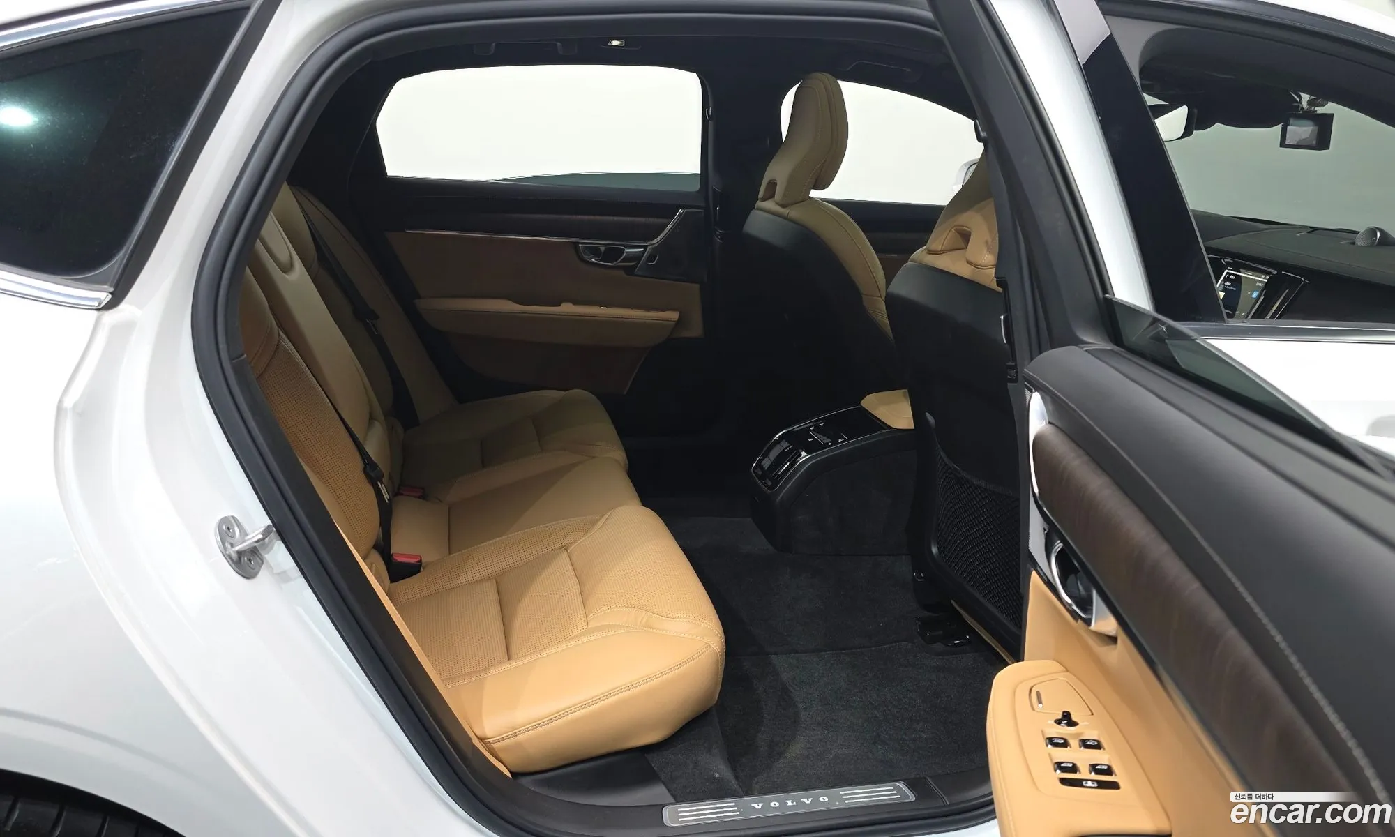 Volvo S90 2024 — 27