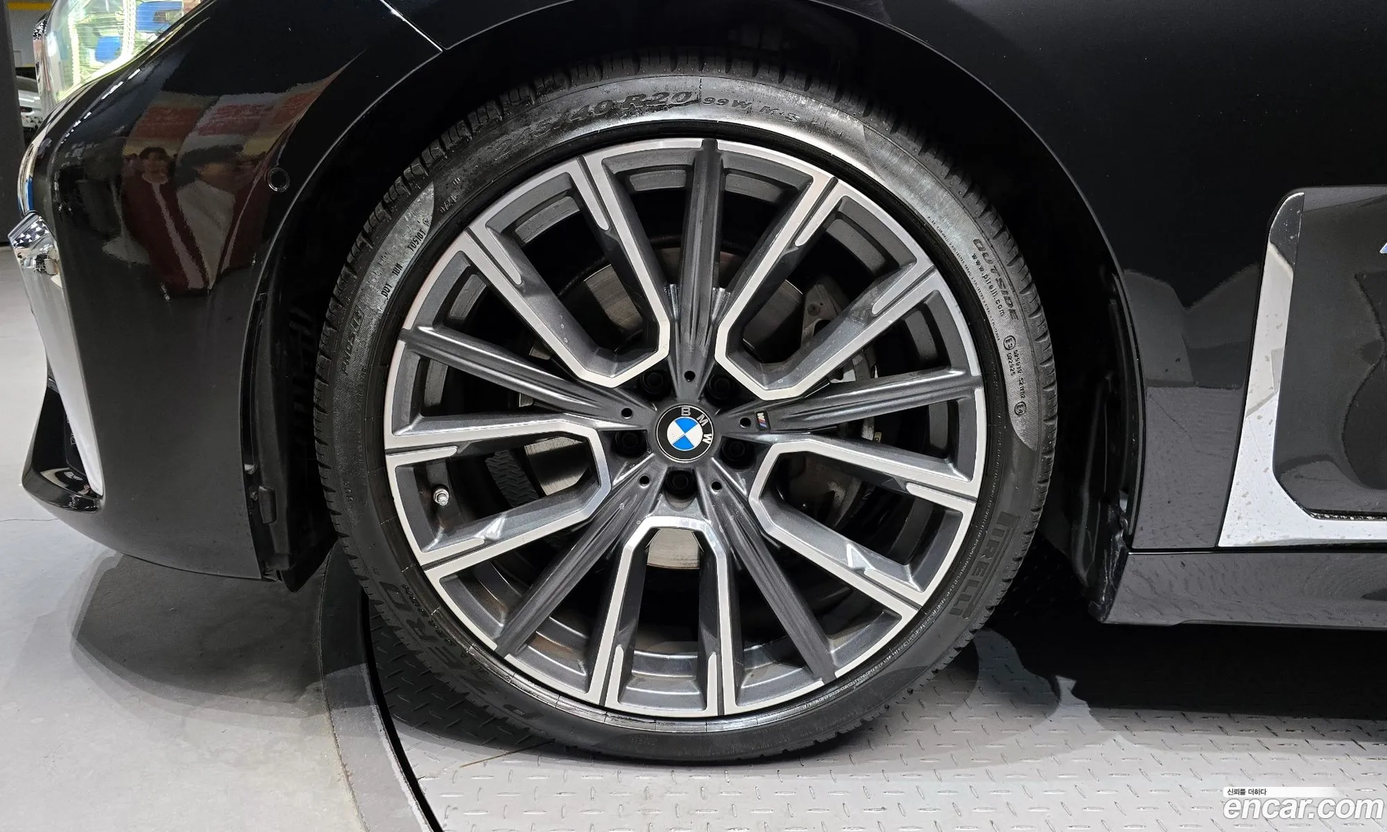 BMW 7 Series 2021 WBA7B8108MCG89859 — 3