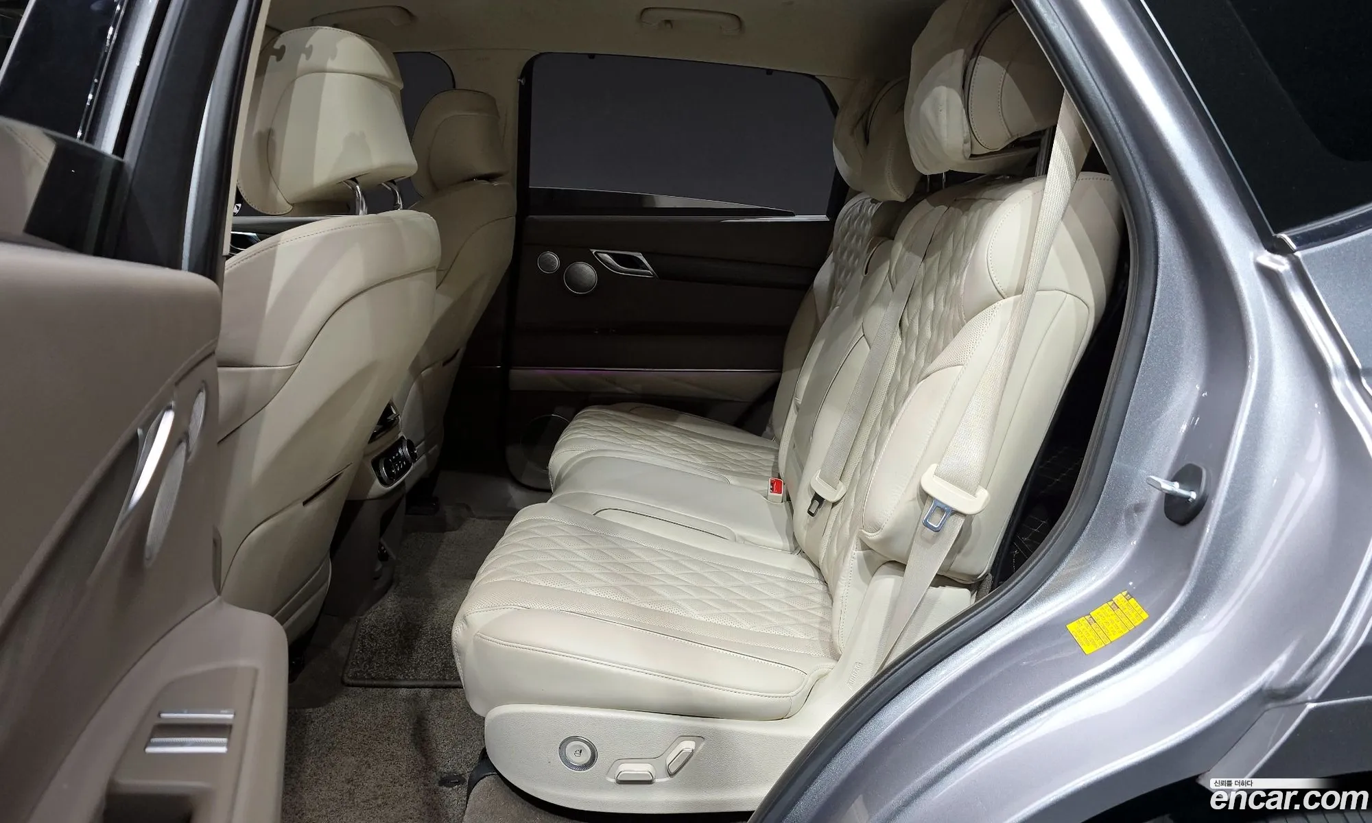 Genesis GV80 2020 — 23