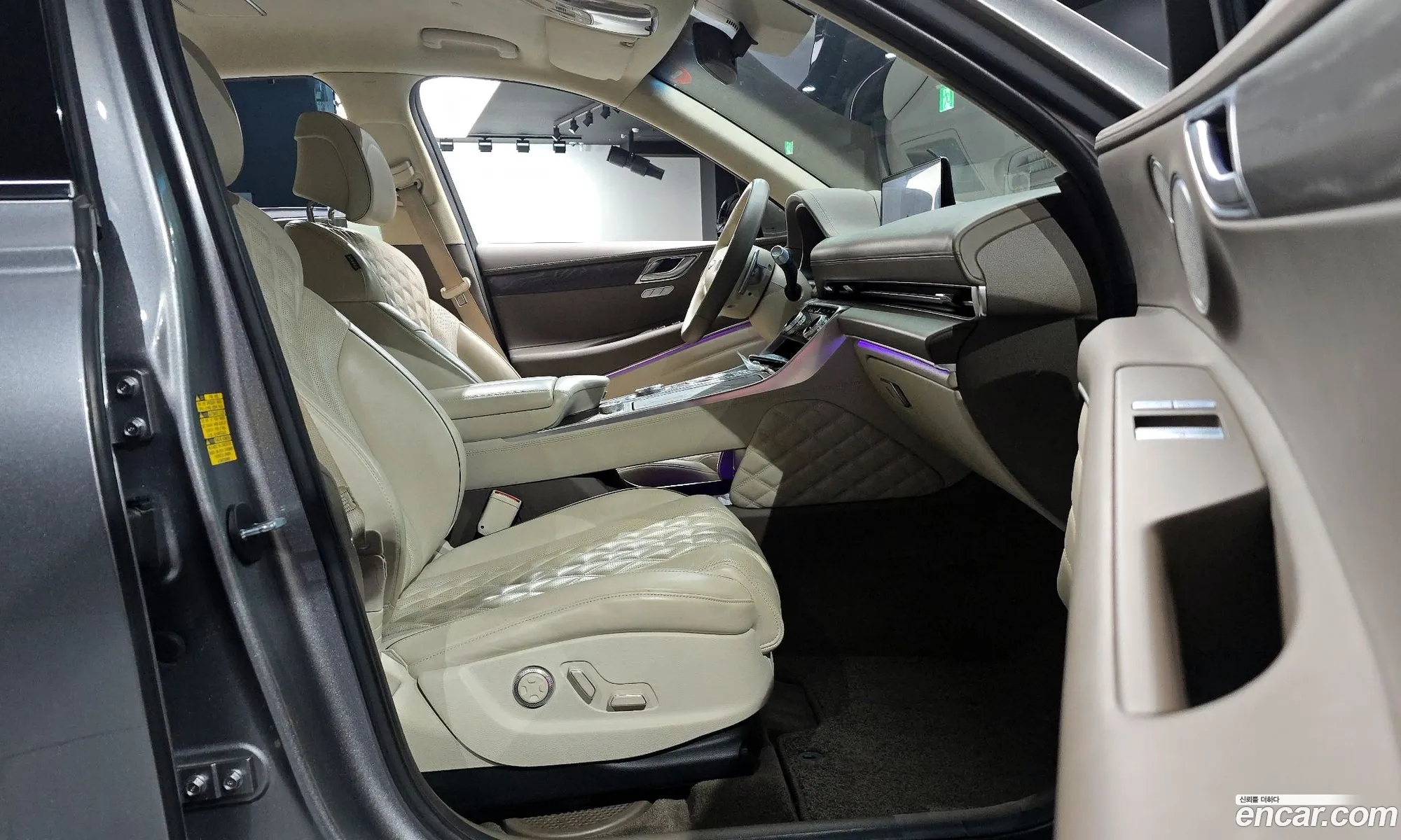 Genesis GV80 2020 — 11