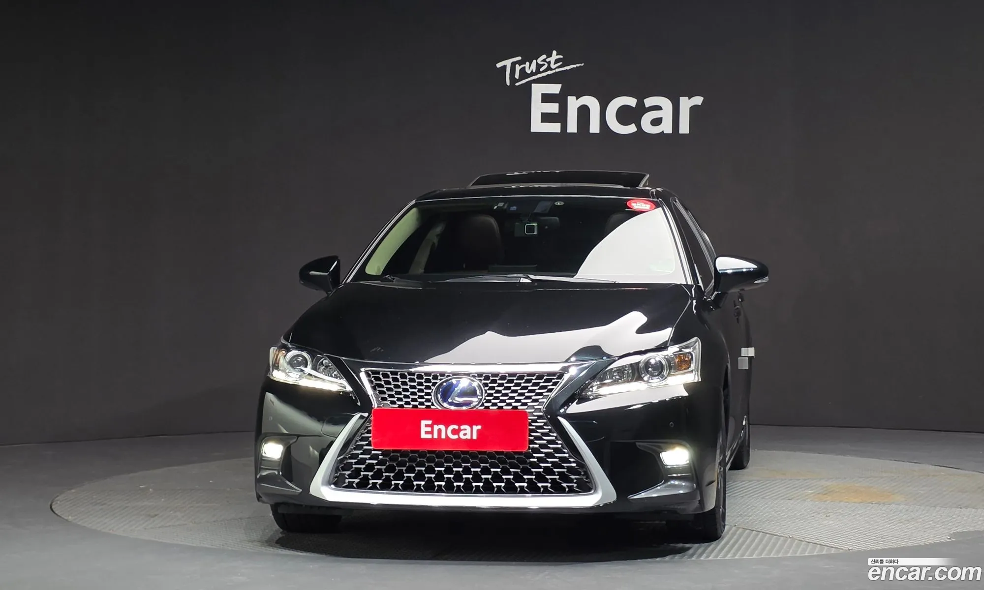 Lexus CT200h 2017 JTHKD5BH8J2314495 — 18