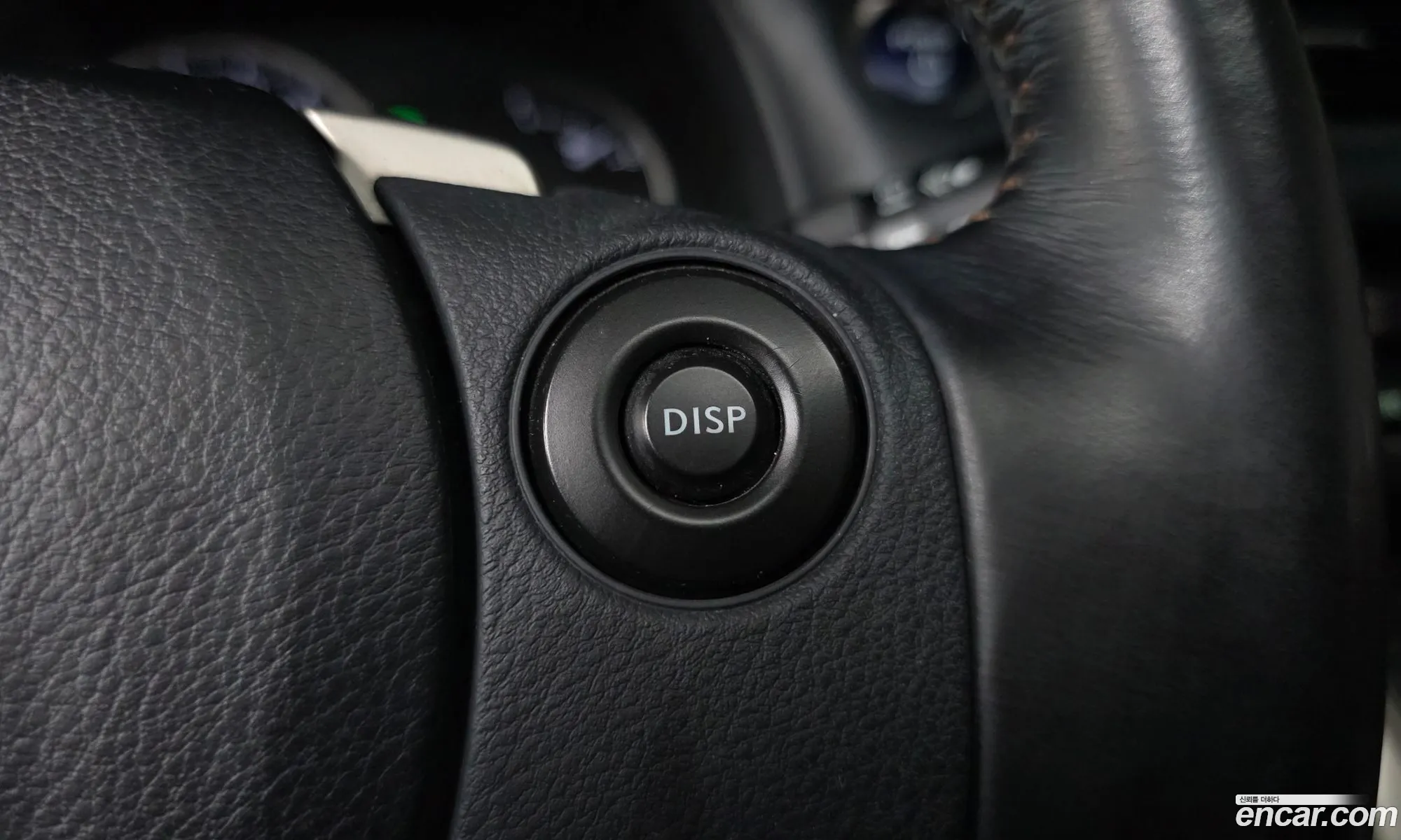 Lexus CT200h 2017 JTHKD5BH8J2314495 — 15